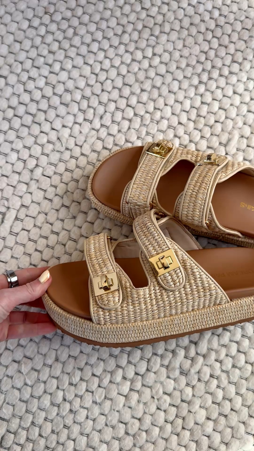 Love these sandals for summer 🥰