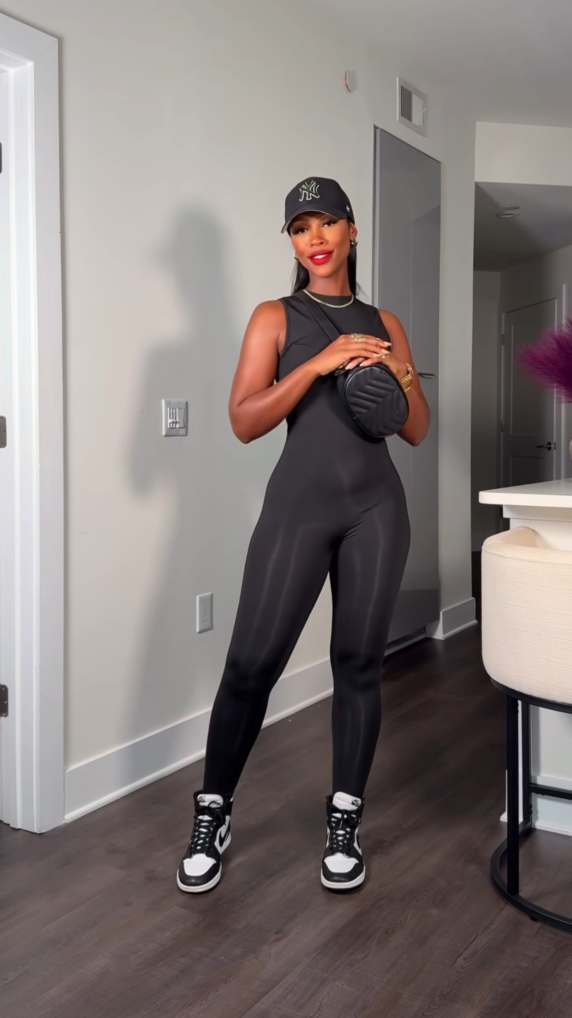 For some reason all black has to be topped with a red lip 💋 even if it is for a chill day ✨

#LTKootd #LTKActive