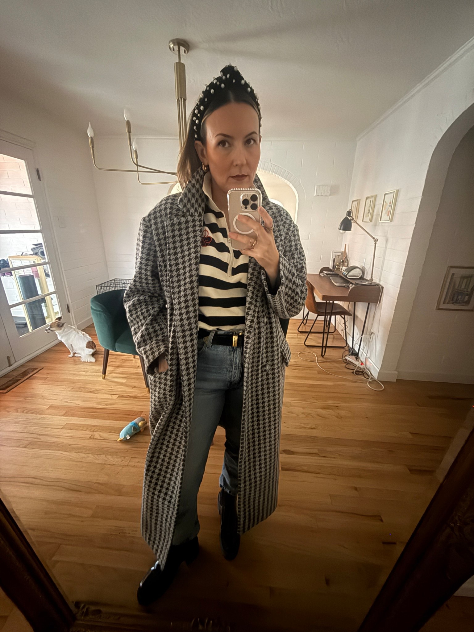 Layering season is truly my love language.
Today’s look is all about mixing thrifted gems with classic staples. I paired this striped top I found secondhand with my favorite Zara jeans, and topped it off with this oversized Fourth & Reckless coat for that effortless, borrowed-from-the-boys aesthetic.

And the headband? Made by yours truly. A little Taste Studio touch to pull everything together. 🤎✨

The exact coat isn’t available anymore, but I tagged one of their newest releases that has the same vibe — chic, structured, and perfect for winter layering.

#FallStyle #WinterStyle #OOTD #StyledByTaste #LTKFashion #LTKStyle #LTKUnder50 #LTKUnder100 #ColdWeatherOutfits #NeutralOutfits #StreetStyleInspo #ChicStyle #EverydayStyle #LayeringSeason #FourthAndReckless #ZaraJeans #ThriftedFinds #TasteStyle #HandmadeAccessories