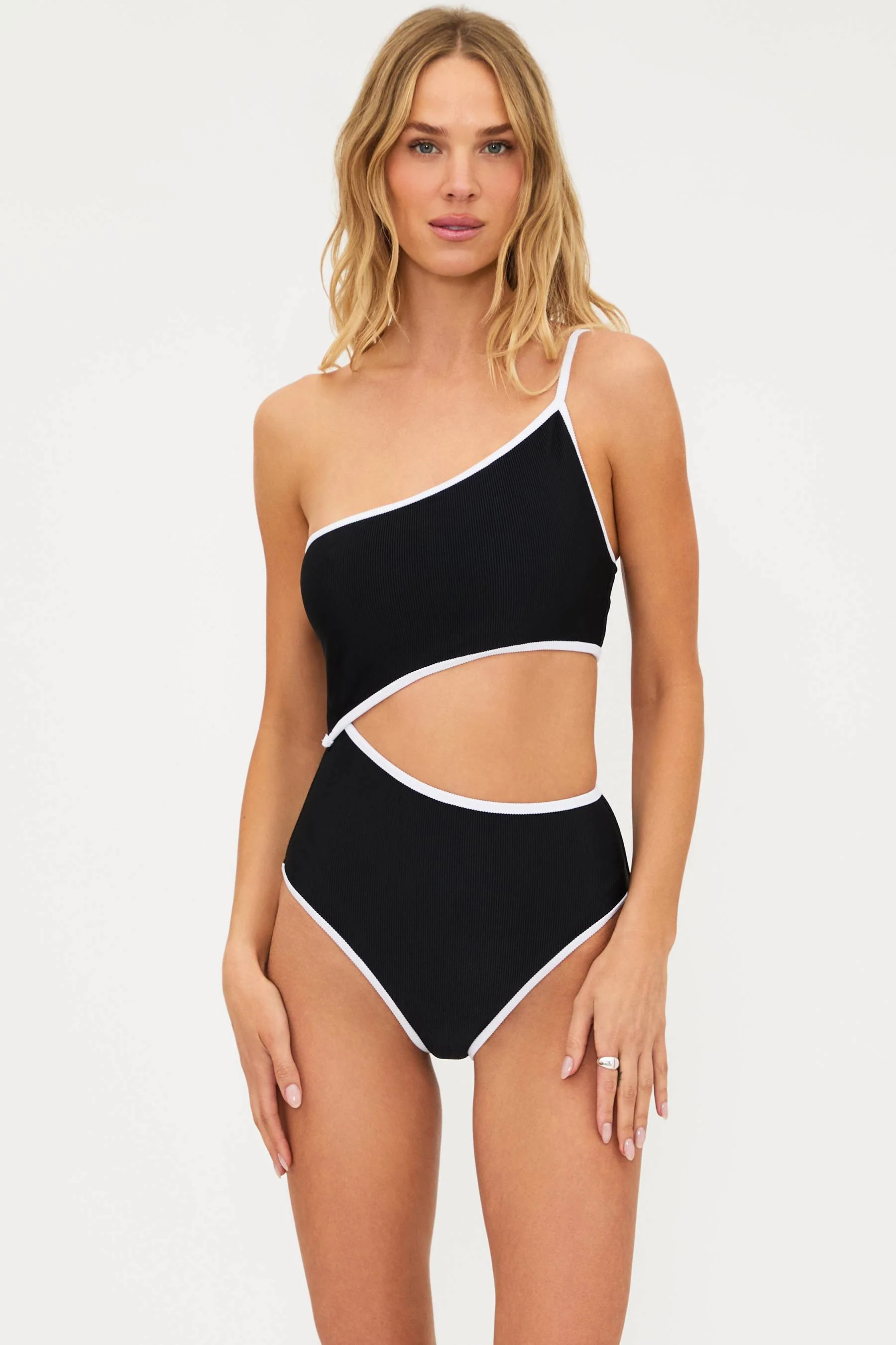 Liora One Piece Black & White | Beach Riot
