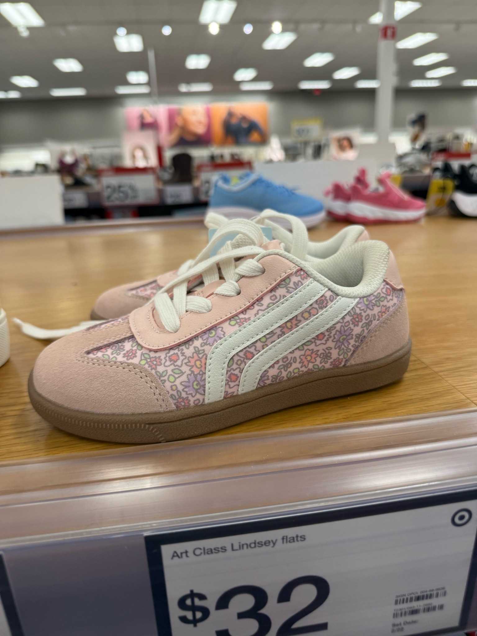 Girls shoe sale under $20, target

#LTKSaleAlert #LTKKids #LTKmomlife