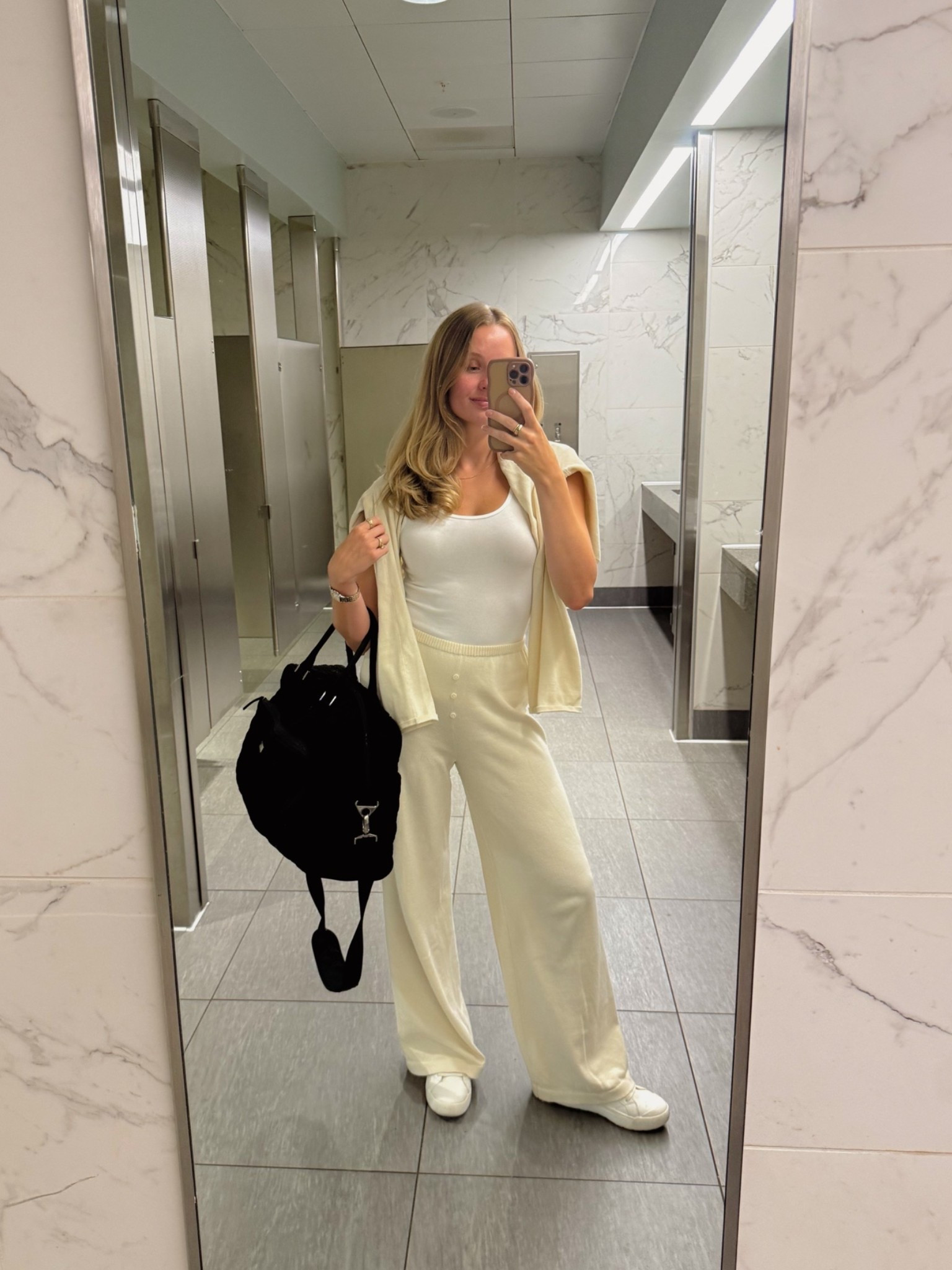 Travel Outfit ✈️ love this two piece set!

#LTKootd