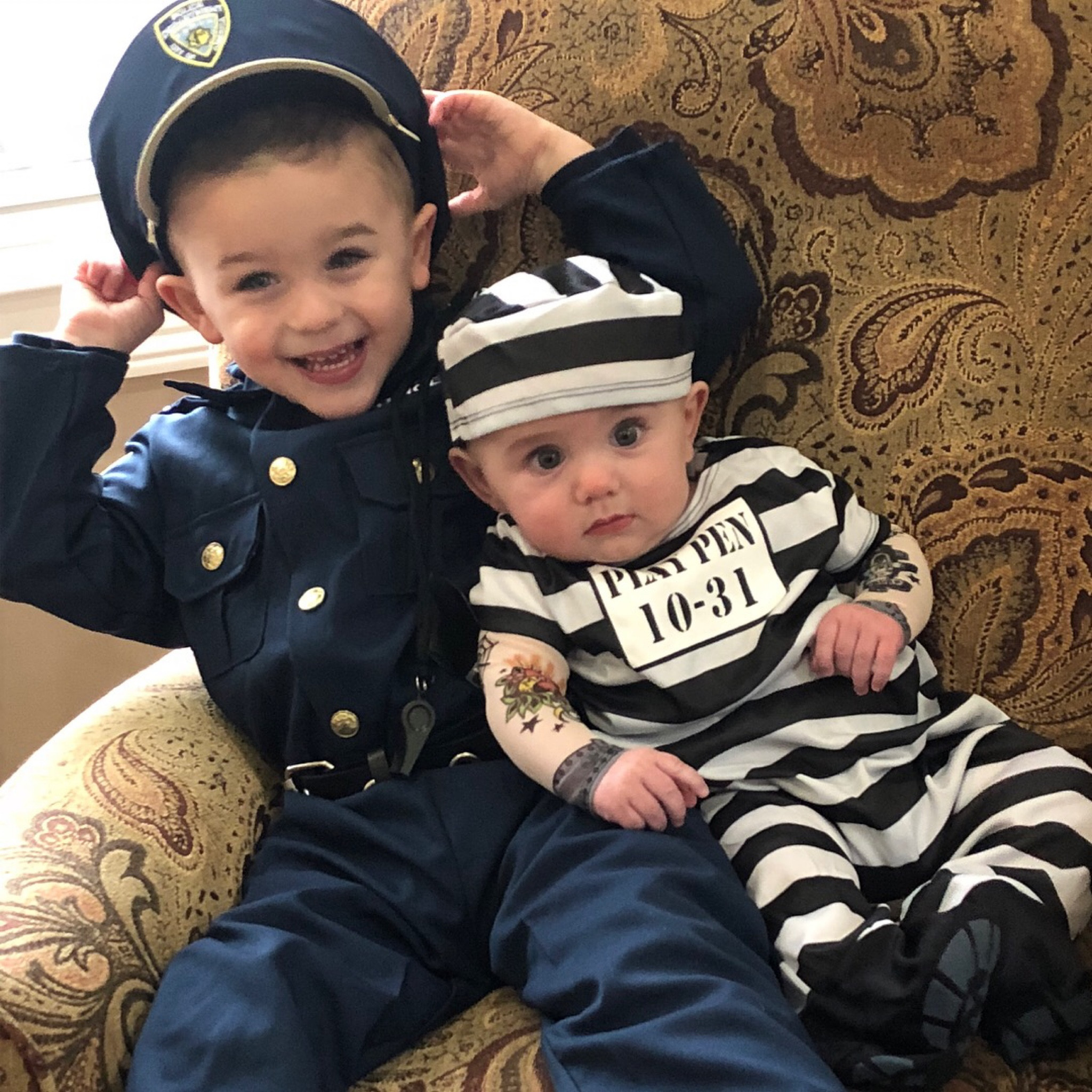 Sibling Halloween costume police and prisoner 

#LTKkids #LTKHalloween