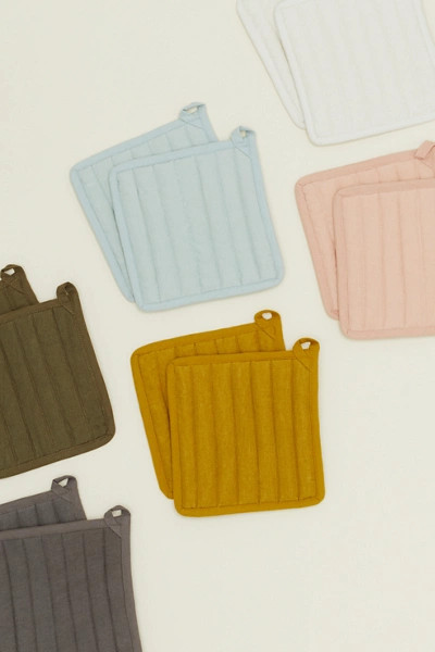 Hawkins New York Simple Linen Pot Holder Set of 2 | Urban Outfitters (US and RoW)