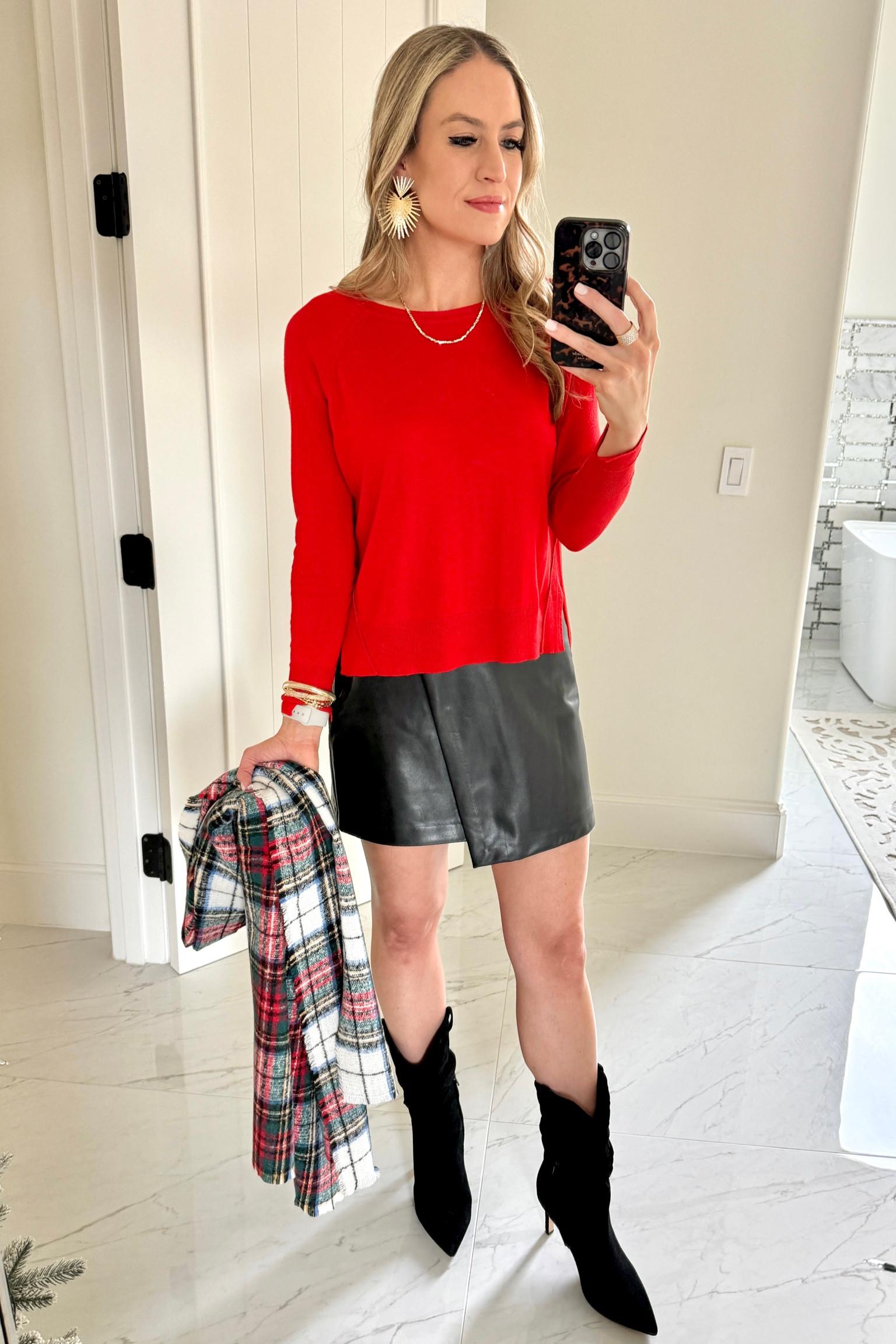 🎄 Happy Holidays 🎄

These exact booties are 40% off PLUS an extra 30% off at checkout. 🤩🤩 There’s 6 colors to choose from. They’re my favorite finds this season and I already have them in two colors. 😍 They’d make an excellent last minute gift. 🎁

#everypiecefits

Holiday outfit
Christmas outfit
festive outfit 
Booties
Comfortable booties
Comfortable boots
Gift idea
Gift guide

#LTKHoliday #LTKsalealert #LTKshoecrush