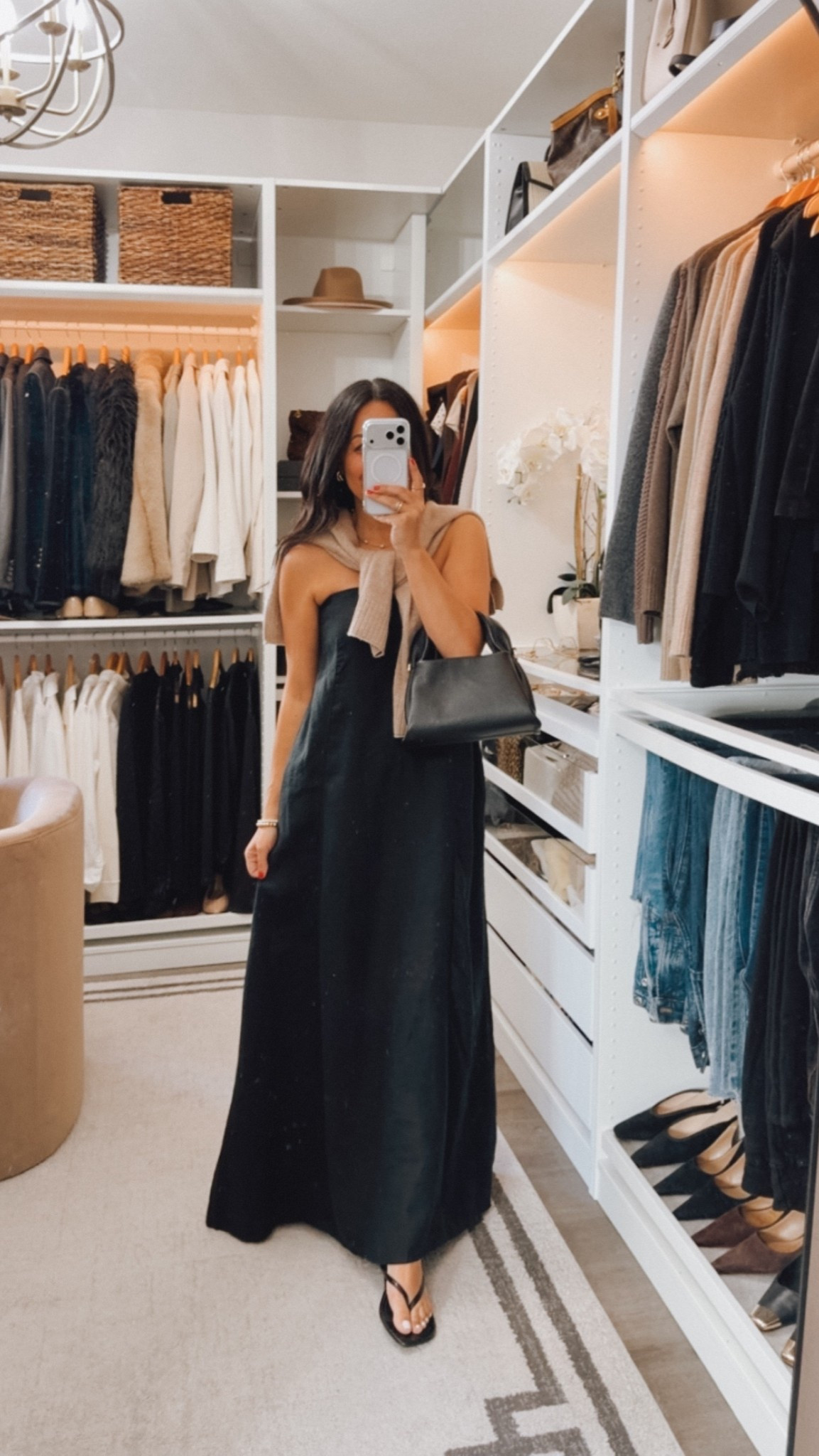 Linen dress with the most comfortable fit- perfect for all day wear.
Now in 5 new colors⭐️

#LTKootd