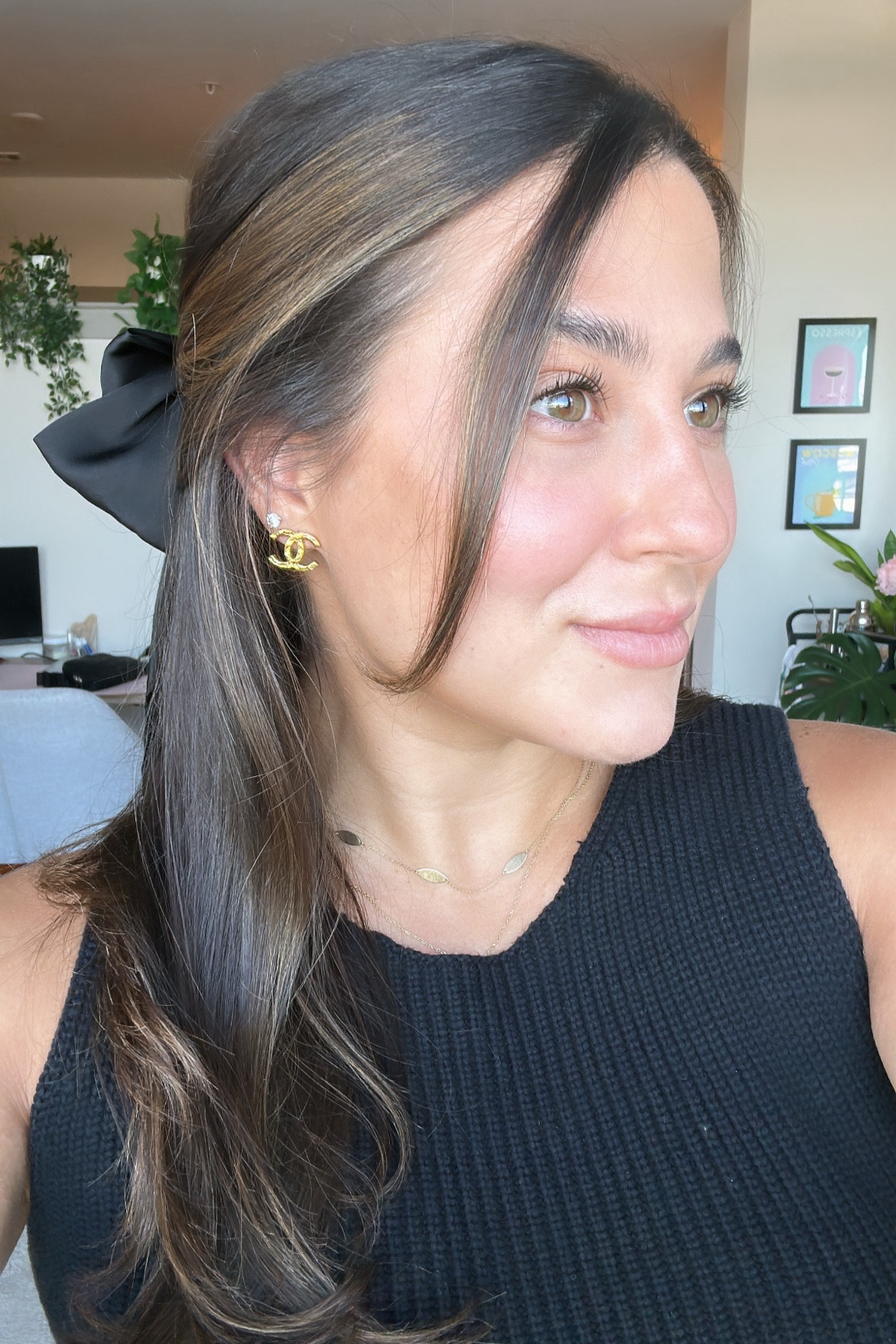 Beauty + Hair
Absolutely loving my beauty routine recently. Between both my hair and skin, I make sure to stay consistent and use good products. 🎀💇🏻‍♀️🧴
Also loving my accessories today. For a plain black work outfit, these accessories upped the outfit and added a little fun! 🪩

#LTKWorkwear #LTKBeauty #LTKStyleTip