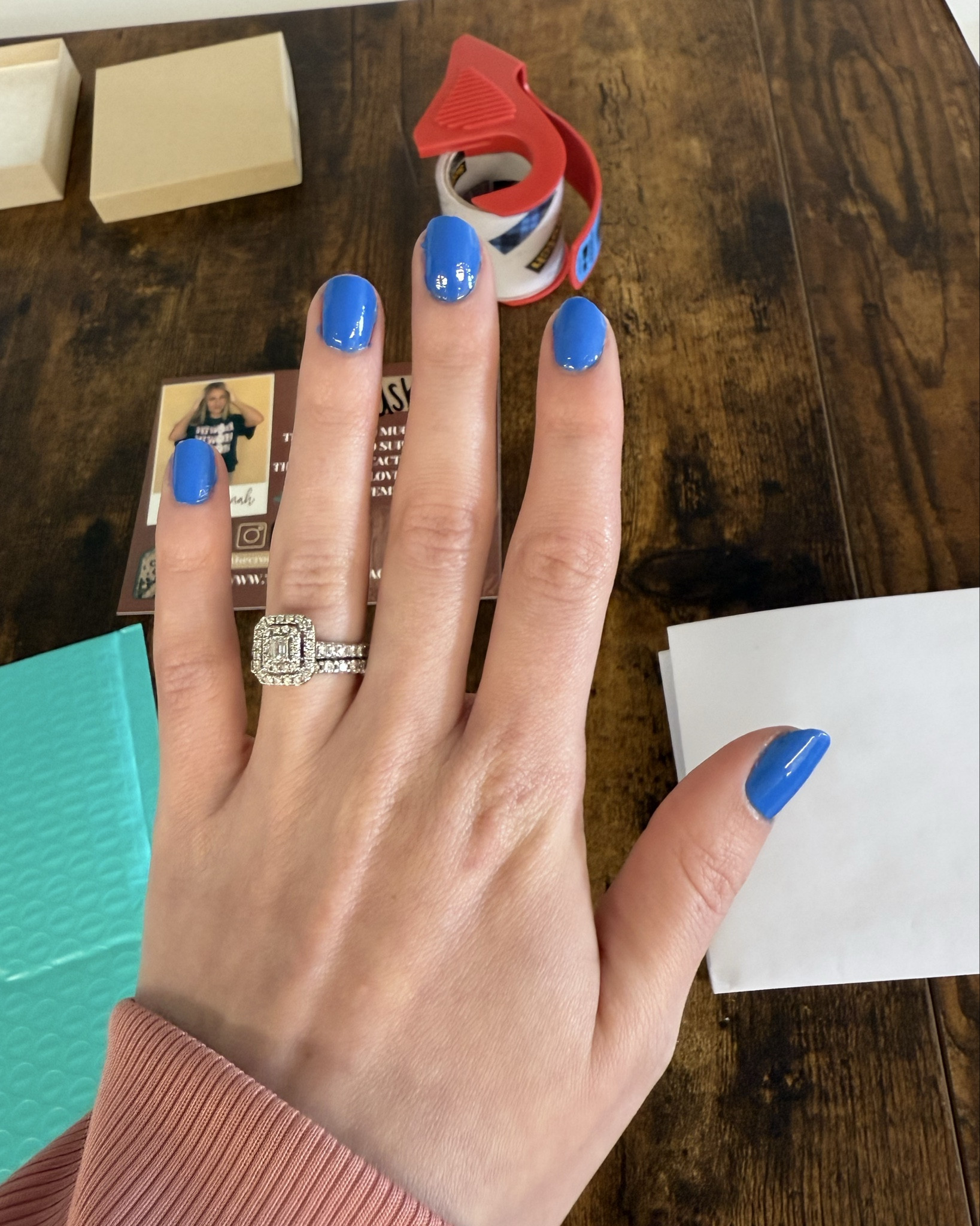 Got some questions about my nail color 💅🏼💙 you do need to purchase the top coat as well because it’s a gel polish (no light needed!) 