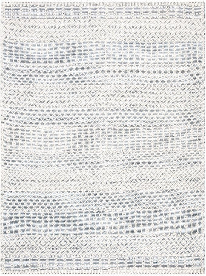 SAFAVIEH Natura Collection Accent Rug - 3' x 5', Ivory & Blue, Handmade Moroccan Boho Wool Fringe... | Amazon (US)