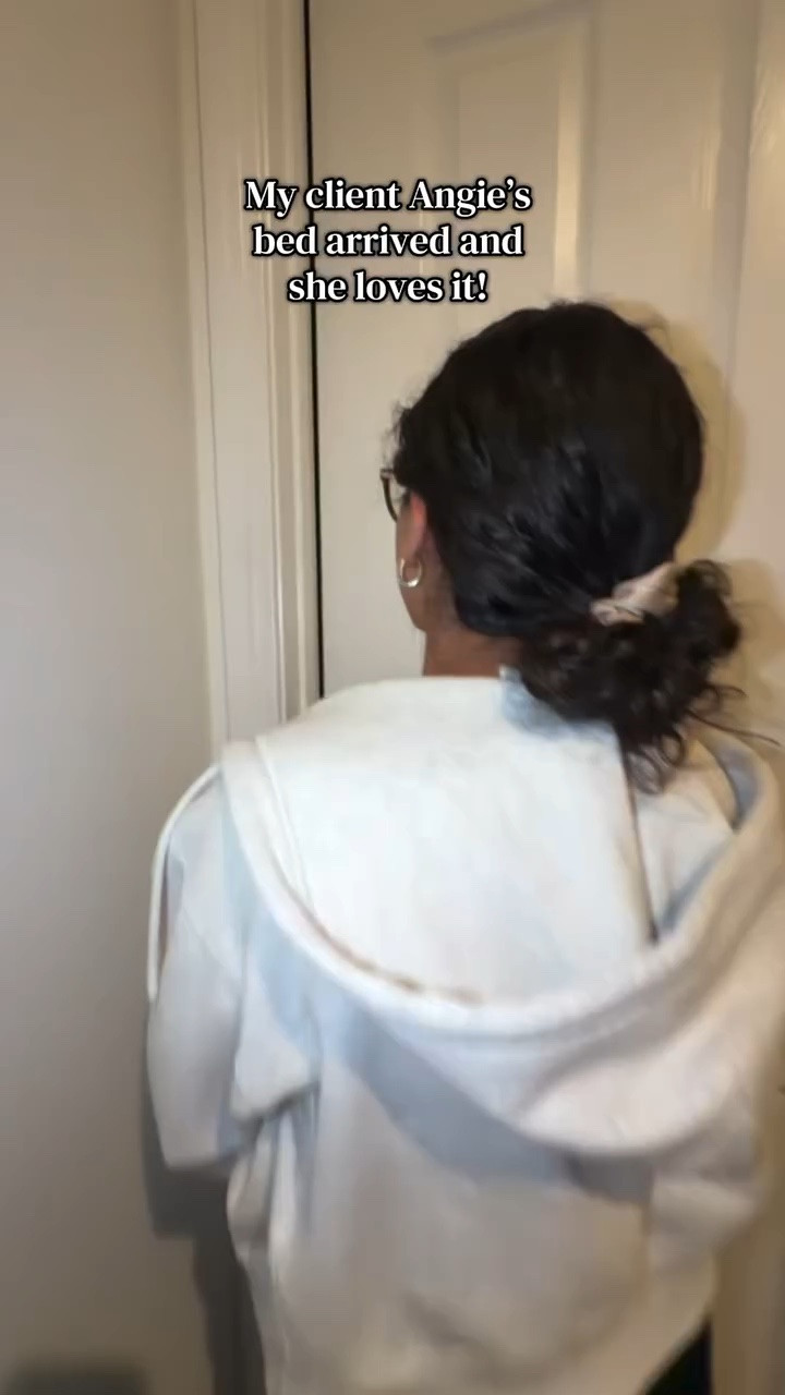 The bed is in and it’s already changing everything 🤍
Still lots of details and finishing touches ahead, but seeing her reaction to the new bed was so fun to see.
@angelaaguilarrr 

#bedroommakeover#roomrefresh #clientreveal

#LTKHome