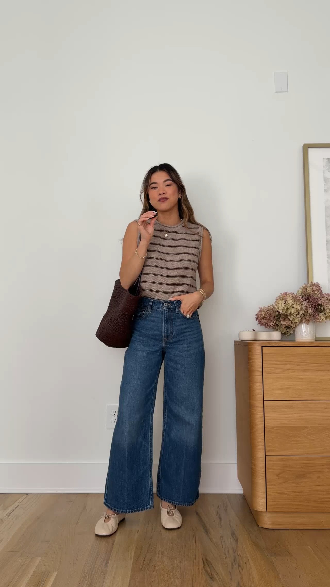 I love these wide leg jeans from @abercrombie. I got them in the extra short length and they fit amazing (I’m 5’2)!

Sizing info:
-Abercrombie High Rise Wide Leg Jean (Size 23 Extra Short in Dark) 
-Abercrombie 100% Cotton Rollneck Sweater Shell (Size XS in Light Brown Stripe)

Petite style, petite fashion, mom outfit, mom style, petite pants, petite outfit ideas, petite outfits, best pants for petite, petite denim, spring style, spring outfits, vacation outfits, summer outfits, Summer style, summer trends, summer blouse, fall jeans, fall pants, fall blouse, autumn top

#LTKootd #LTKSeasonal #LTKPetite