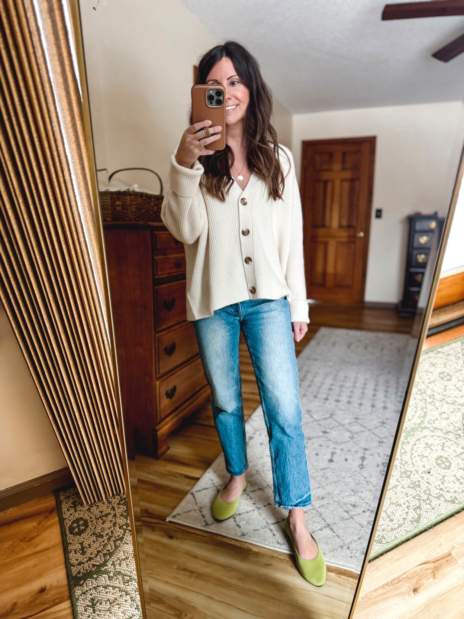 Wearing size xs in my cashmere cardigan (definitely fits oversized) in the cream color. I also linked similar ones from quince at lower price points.  My jeans are size 24 petite. My shoes fit true to size!💚

Use INFG-25MARISSA10 for 10% off your order (for new customers only)!




#LTKStyleTip #LTKSeasonal #LTKPetite