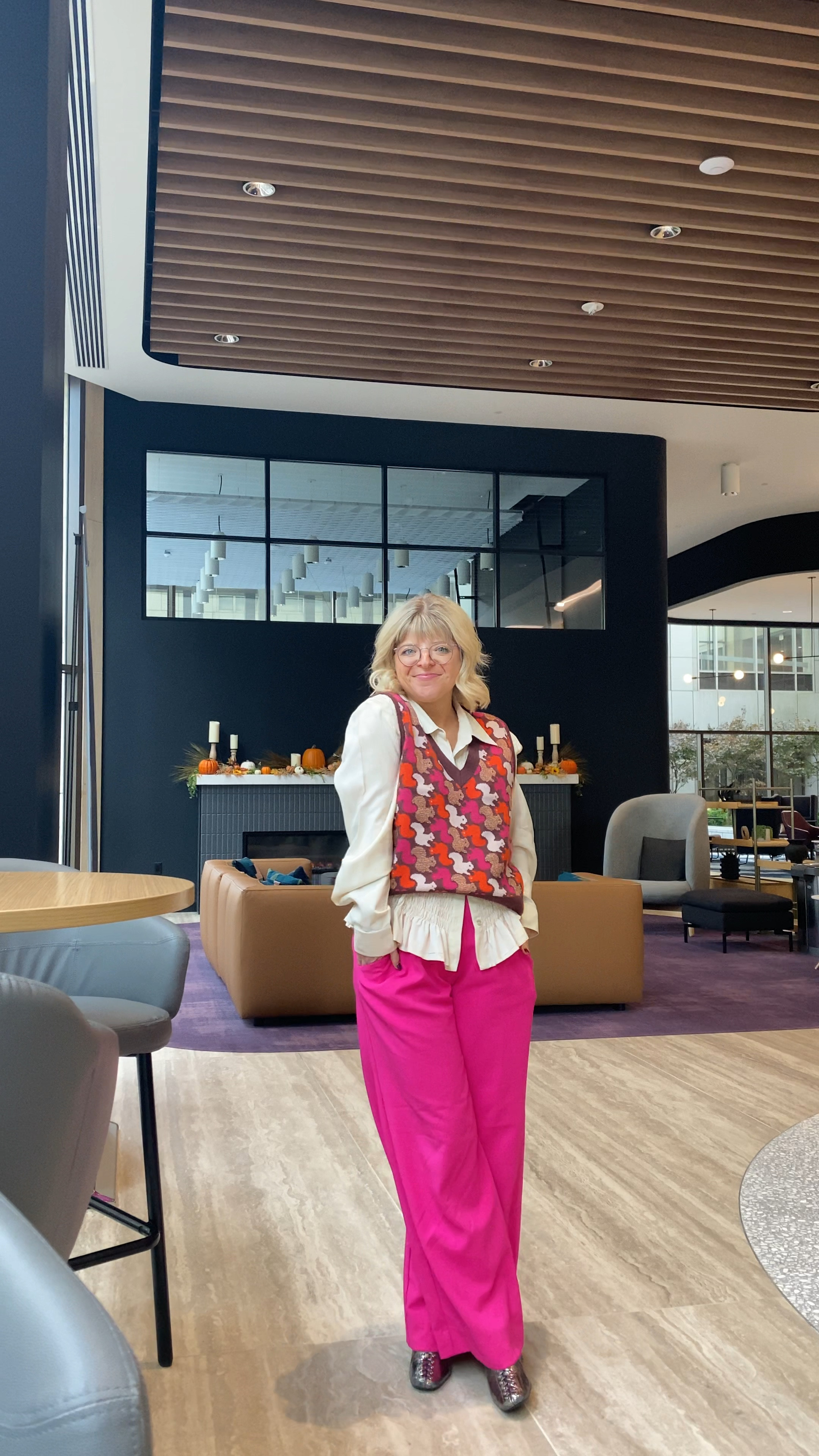 OOTD: work edition 🎀

Thanksgiving outfit, thanksgiving, pink, Barbie pink, pink trousers, trousers for women, vest, sweater vest, fall outfit, fall outfit ideas, work outfit, work outfit ideas, work outfit ideas for women, work outfits for women

#LTKworkwear #LTKstyletip