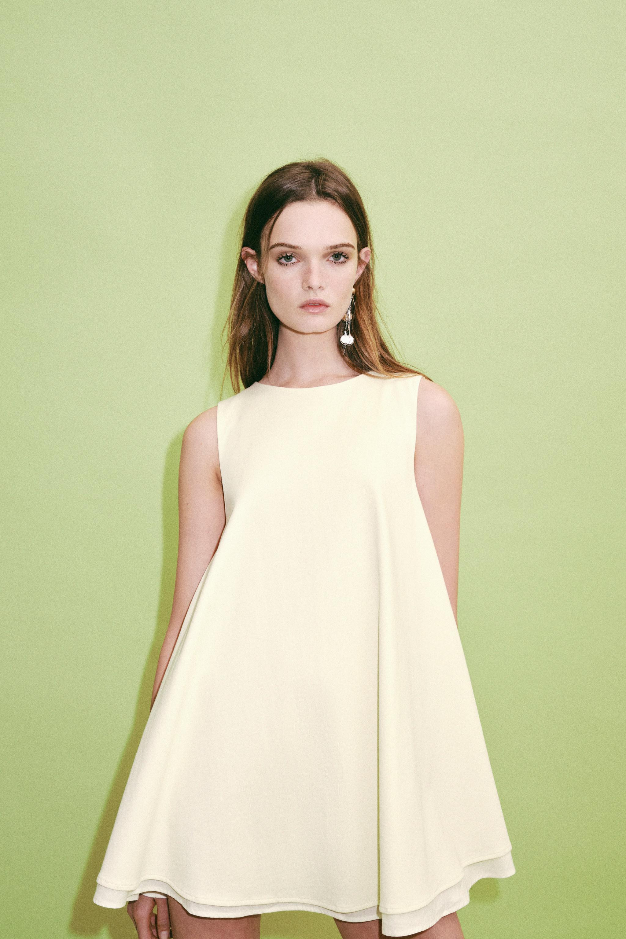 VOLUMINOUS SHORT DRESS | Zara UK