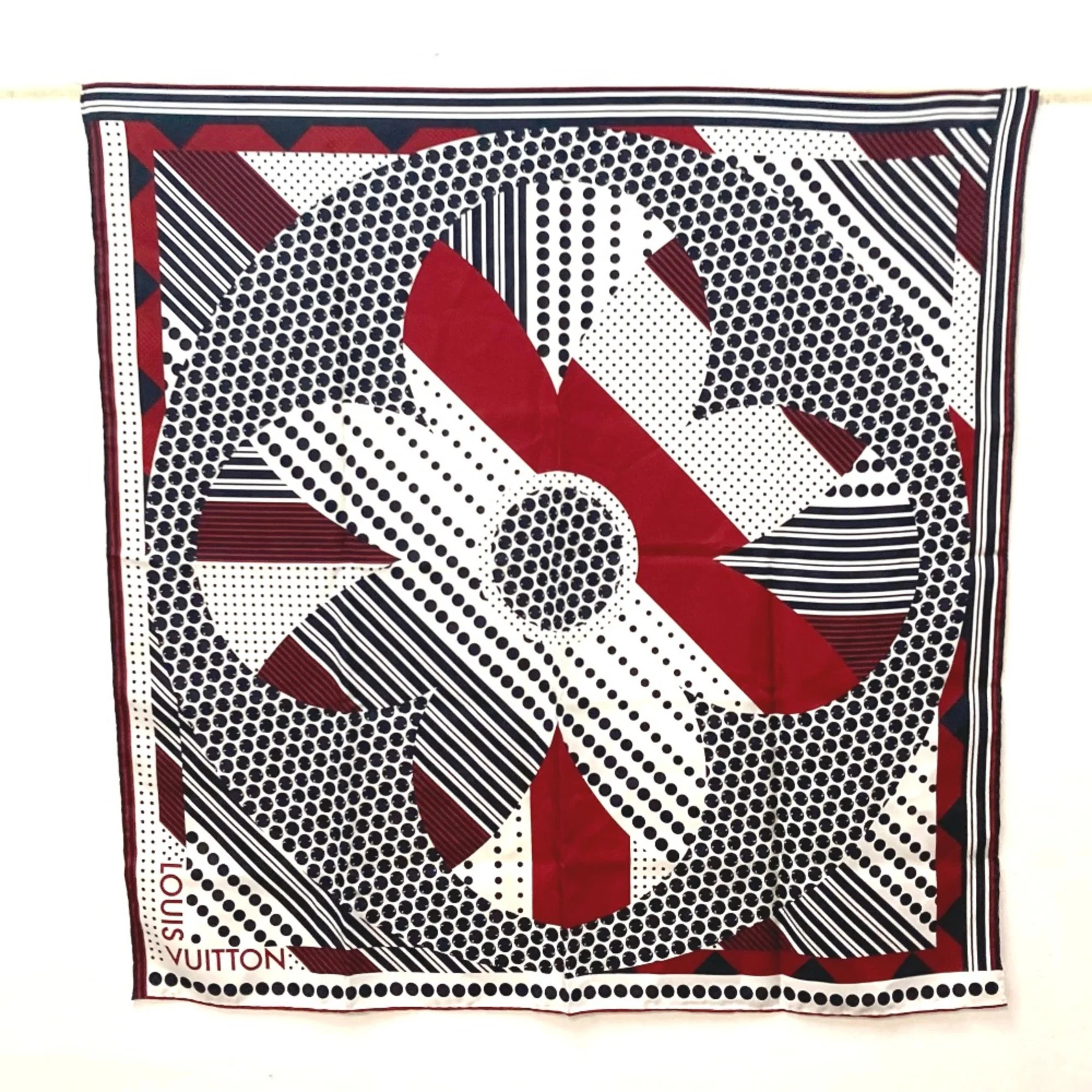 Louis Vuitton Cloth Scarf (Pre-Owned) | Shop Simon