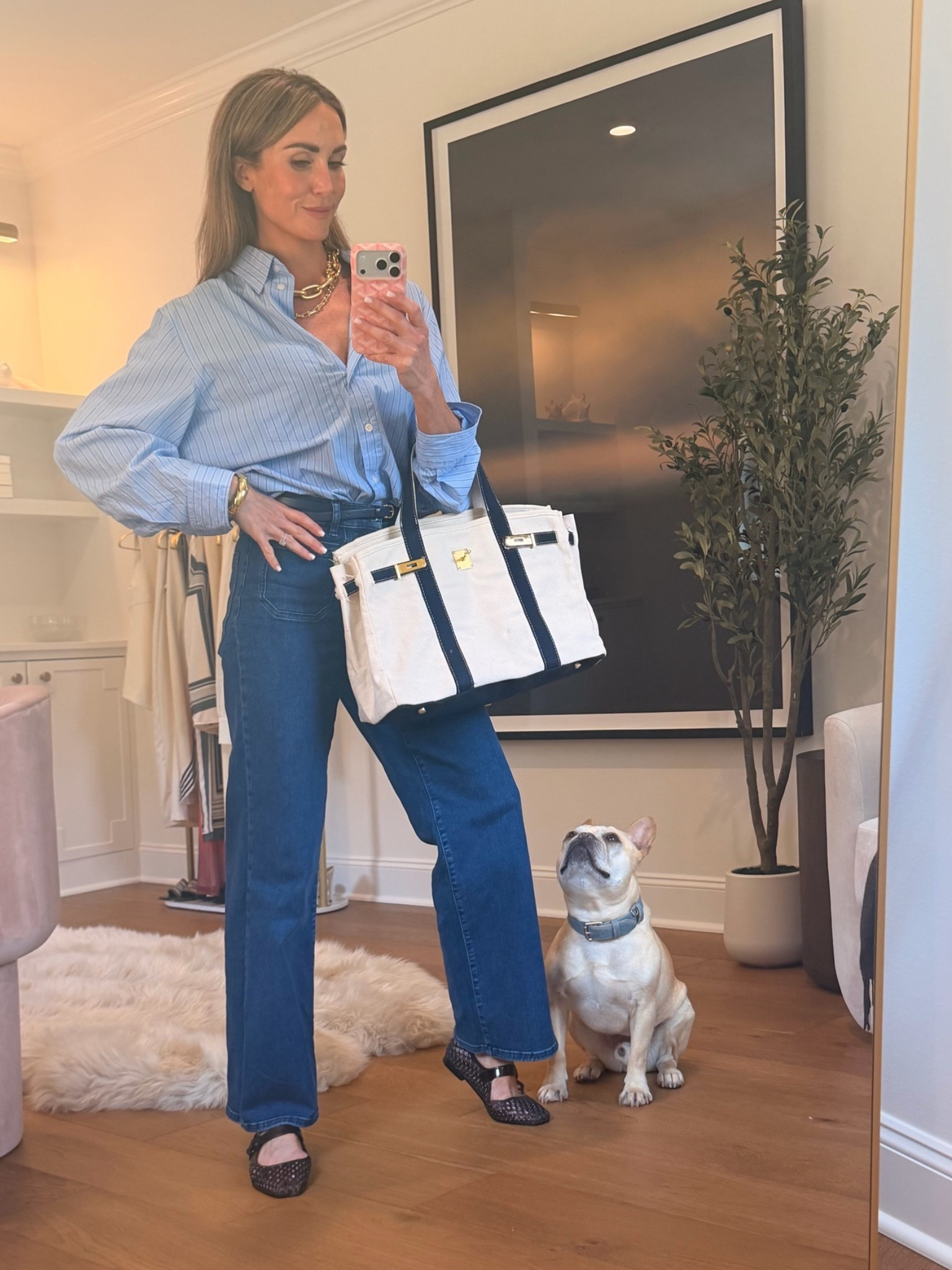 He admires a Boatkin, truly the perfect summer bag.

#LTKootd #LTKSeasonal