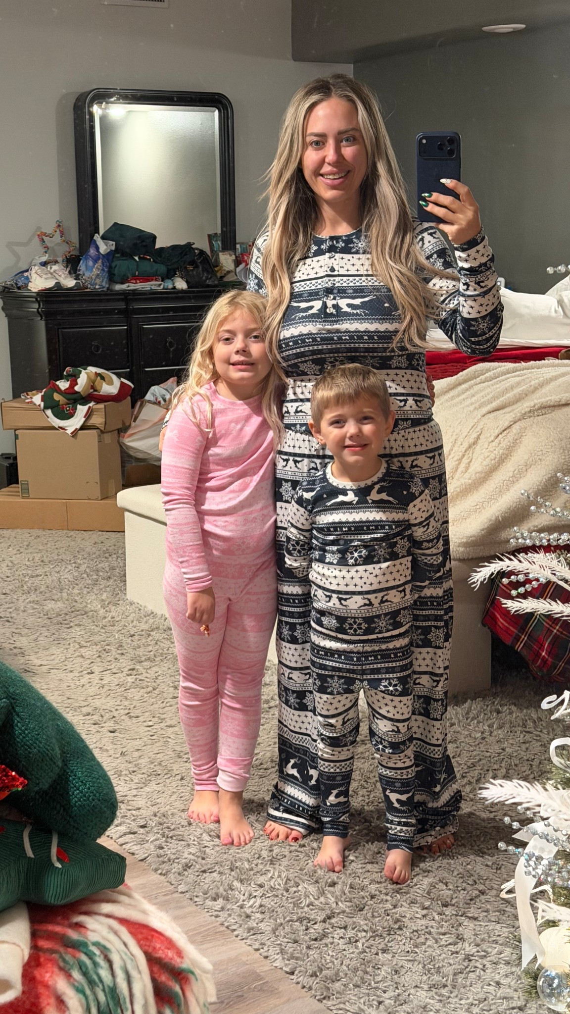 When family matching is your thing and comfy cozy is your way.
Forever in our #skims


#LTKCyberWeek #LTKHoliday #LTKootd