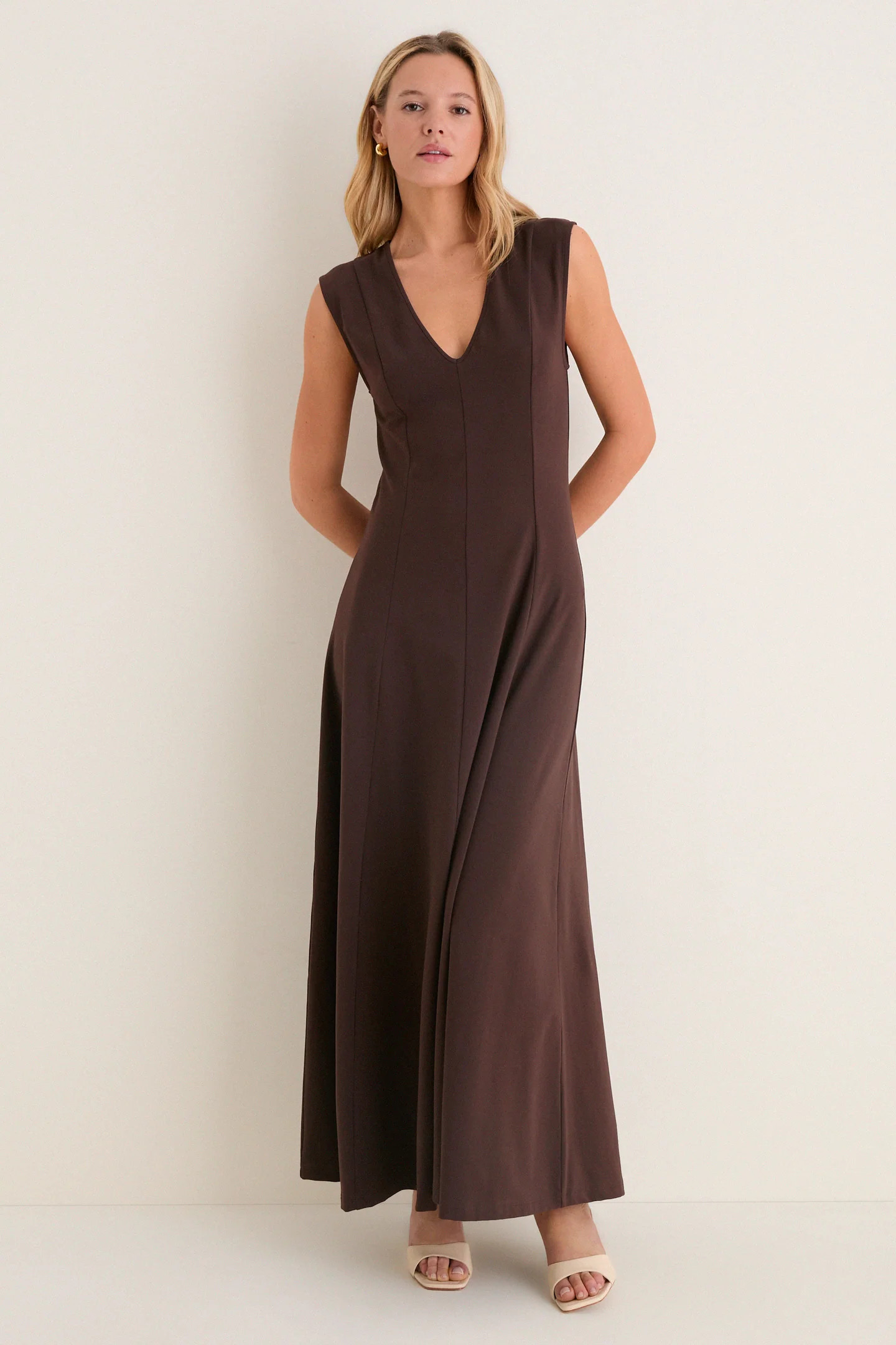 Espresso Cotton Jersey Agnes V-neck Dress | Tuckernuck (US)