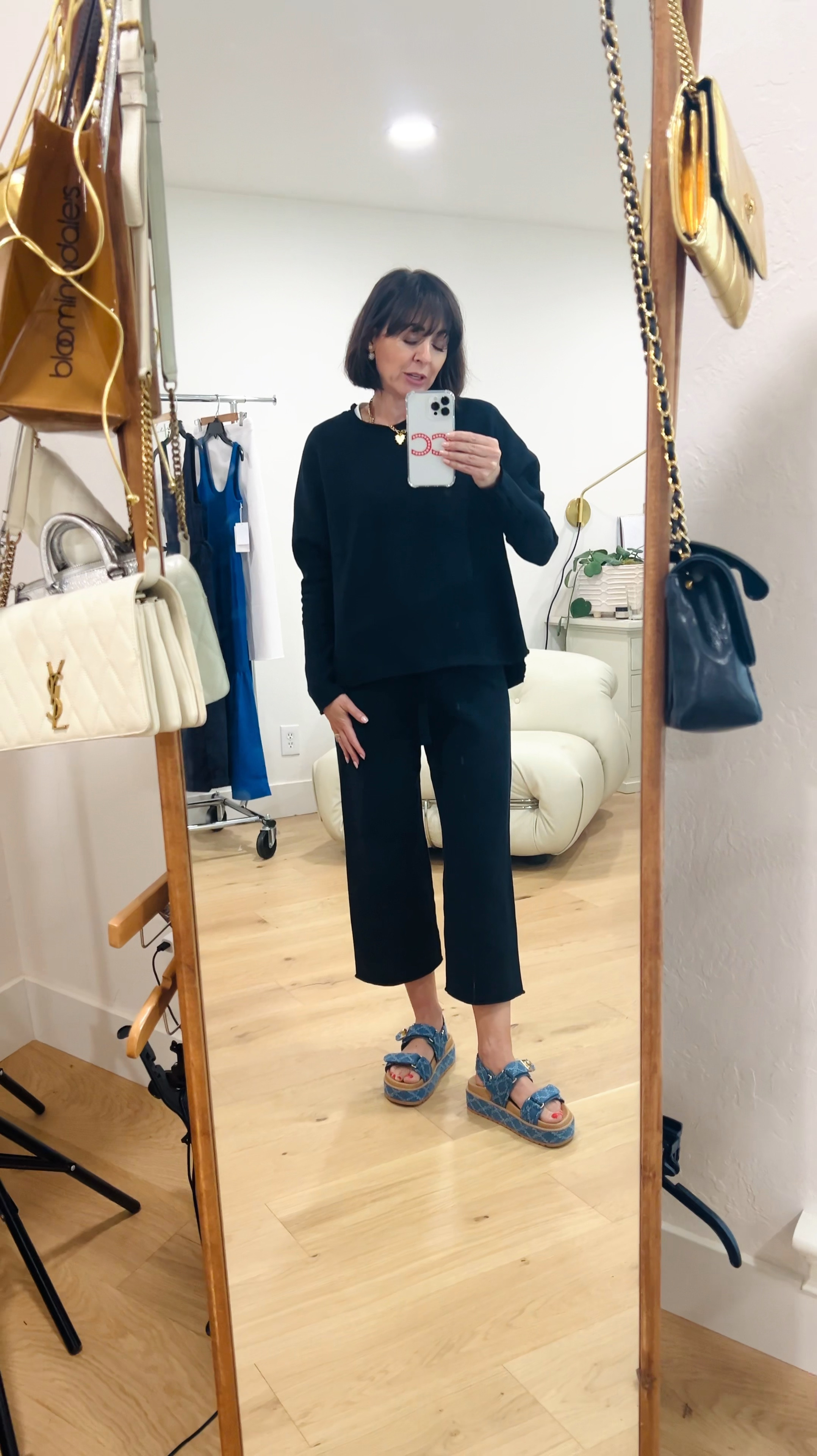 YOU GET WHAT YOU PAY FOR
I love this new summer sweat-set 
I’m 5’4” and wearing a size xs in both pieces! 12 colors to pick from. Made in sunny CA just like me 😊