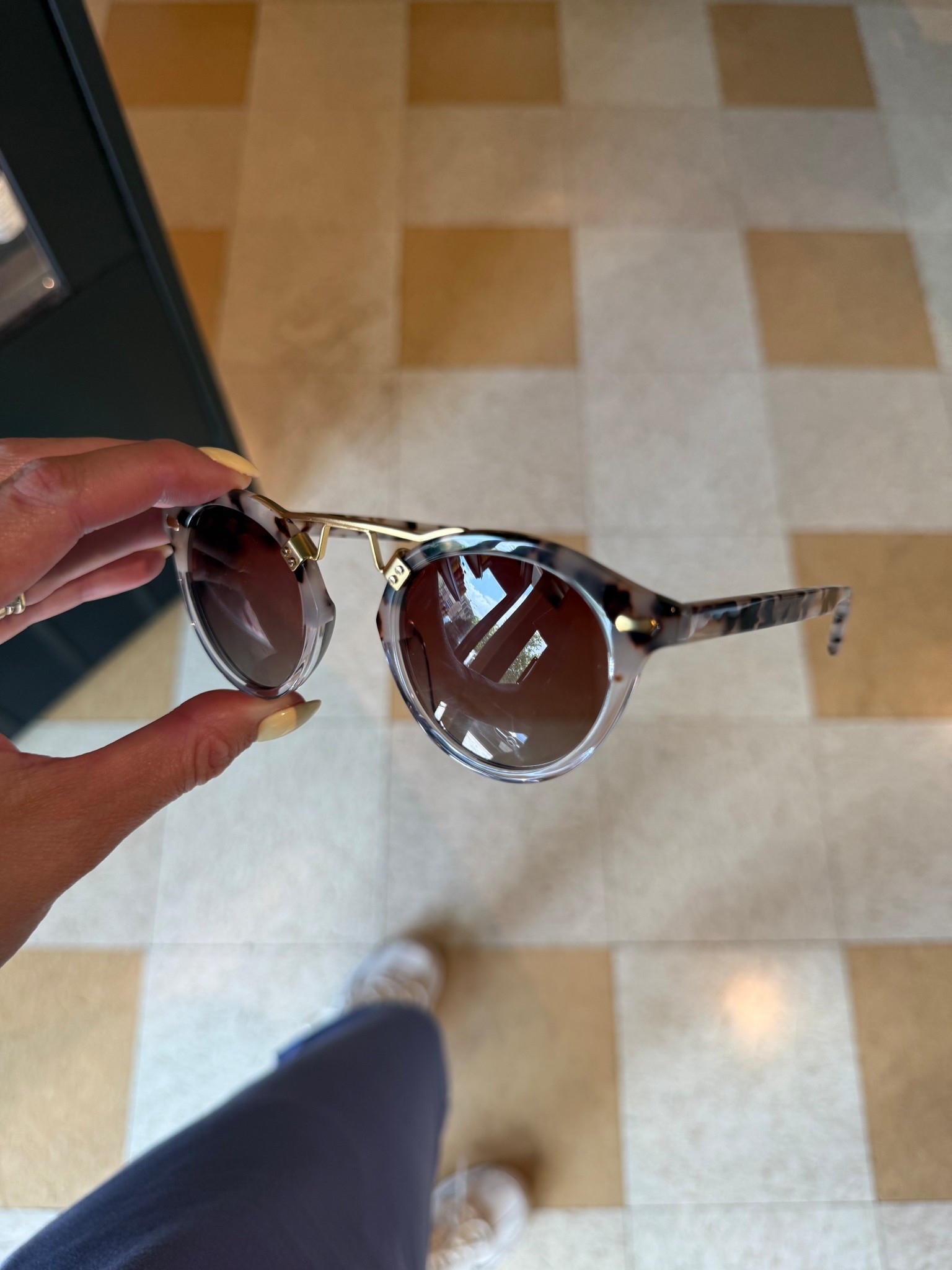 Krewe lookalike for less!

#LTKSeasonal #LTKootd