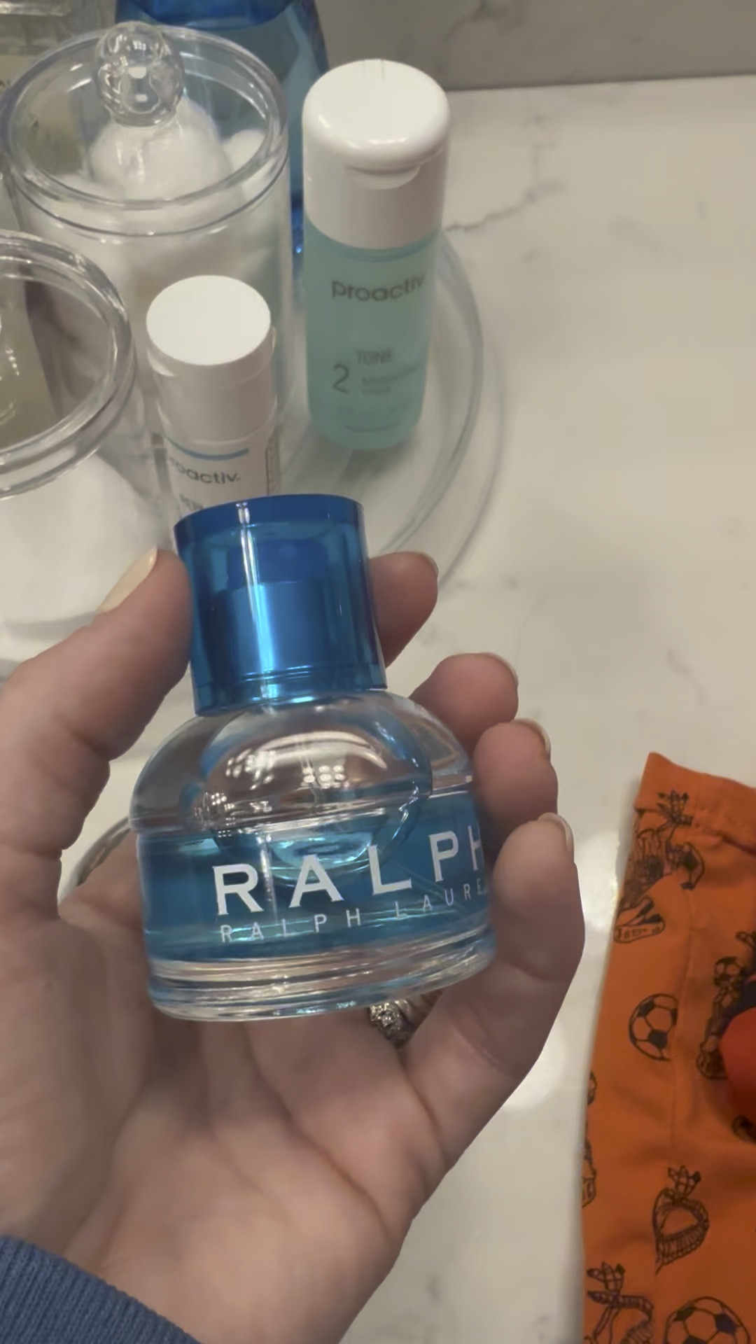 Brings me back to summers or winters of 2002, good for any time of the year, so fresh and subtle