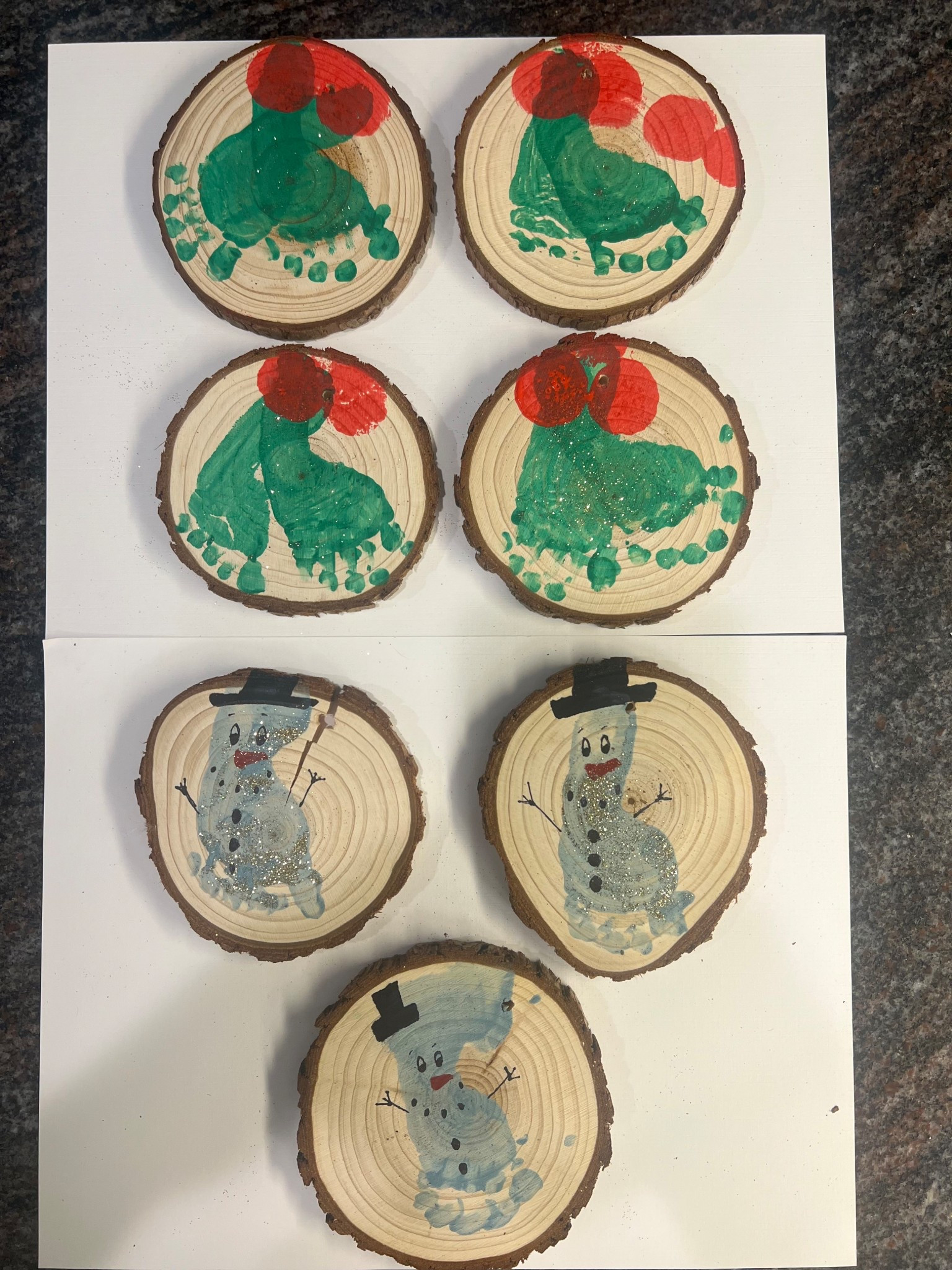 Easy DIY ornaments for the grandparents! #diy #grandparentgift #babysfirstchristmas

#LTKmomlife #LTKHoliday #LTKGiftGuide