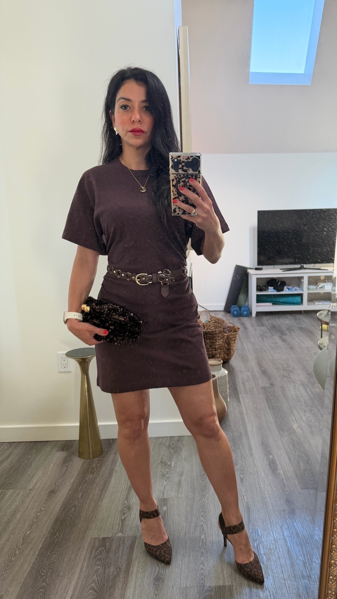 The best, most comfortable dress for all summer patio dinners💕 Also love this adjustable belt over dresses, jumpsuits and paired with denim😍