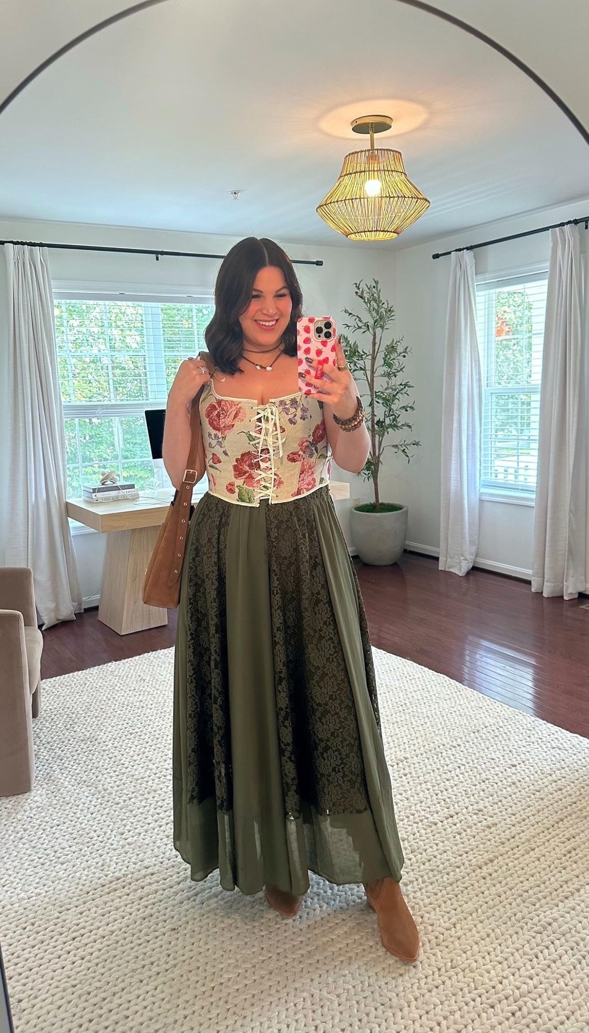 What I wore to the ren faire! 

Dress - xl 
corset - 14 
*similar boots 


#fallfashion #renfaire #renfest



#LTKSeasonal #LTKMidsize #LTKStyleTip