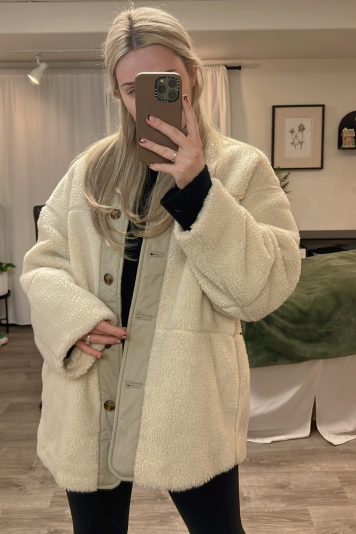 Got the cutest coat ever from H&M and it was on sale!! 

#LTKHoliday #LTKfit #LTKsalealert