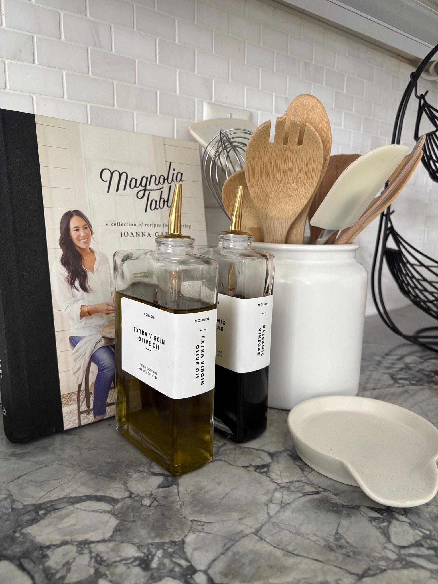 Amazon find → kitchen glow-up ✨
These glass oil dispensers are the perfect mix of functional + aesthetic.
Compact, high quality, and so pretty styled on the counter.


#LTKcanada #LTKstyletip #LTKhome