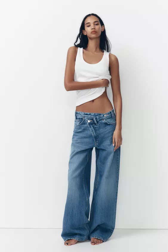 HIGH-WAIST WIDE-LEG TRF JEANS | Zara UK