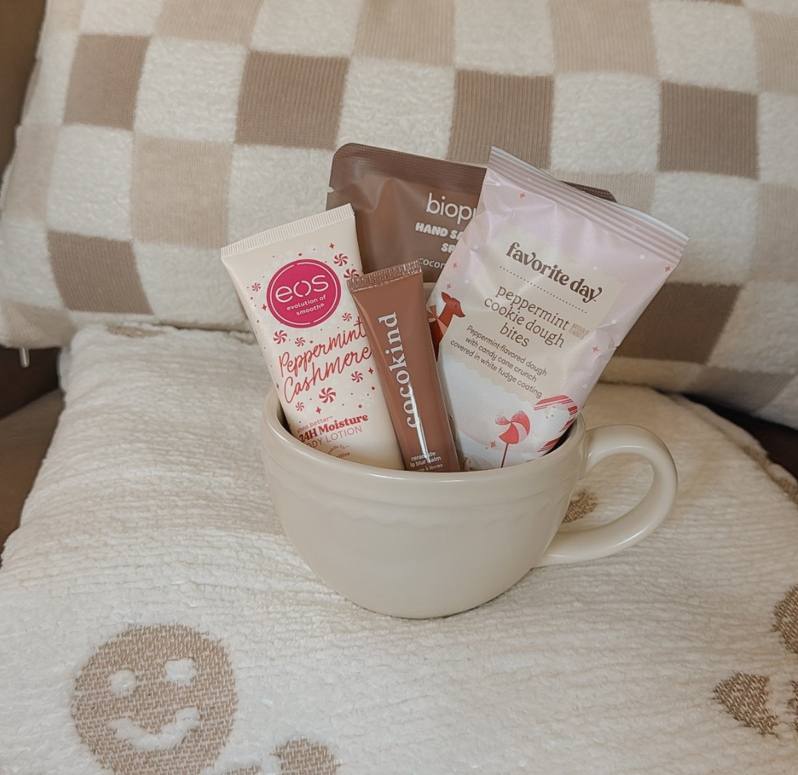 A cute (& easy) gift idea from Target🤎

#LTKHoliday #LTKBeauty #LTKGiftGuide