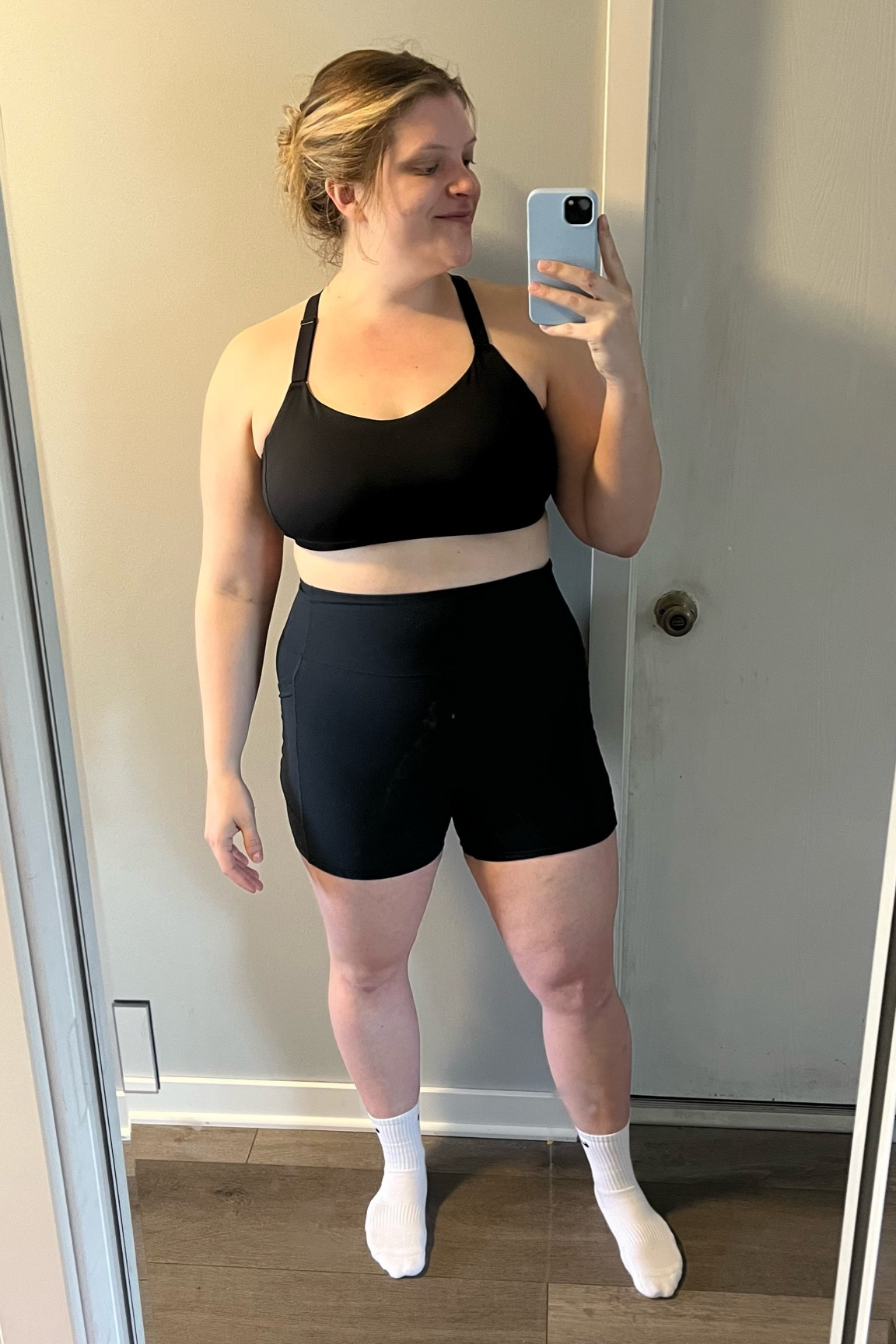 Mid size Gym outfit 🏋🏼‍♀️

Sports bra - Old Navy - Medium support - size XXL (I am a 38DD)
Shorts - CRZ yoga from Amazon - wearing an XL
Socks - Nike from Amazon

#LTKunder50 #LTKunder100 #LTKfit