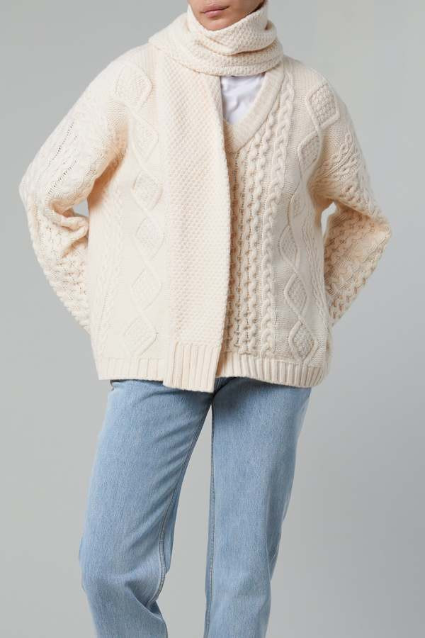 Minnesota Sweater, Cream | The Avenue