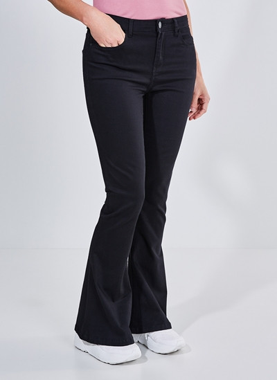 Calça Flare Preta em Sarja | YouCom (BR)