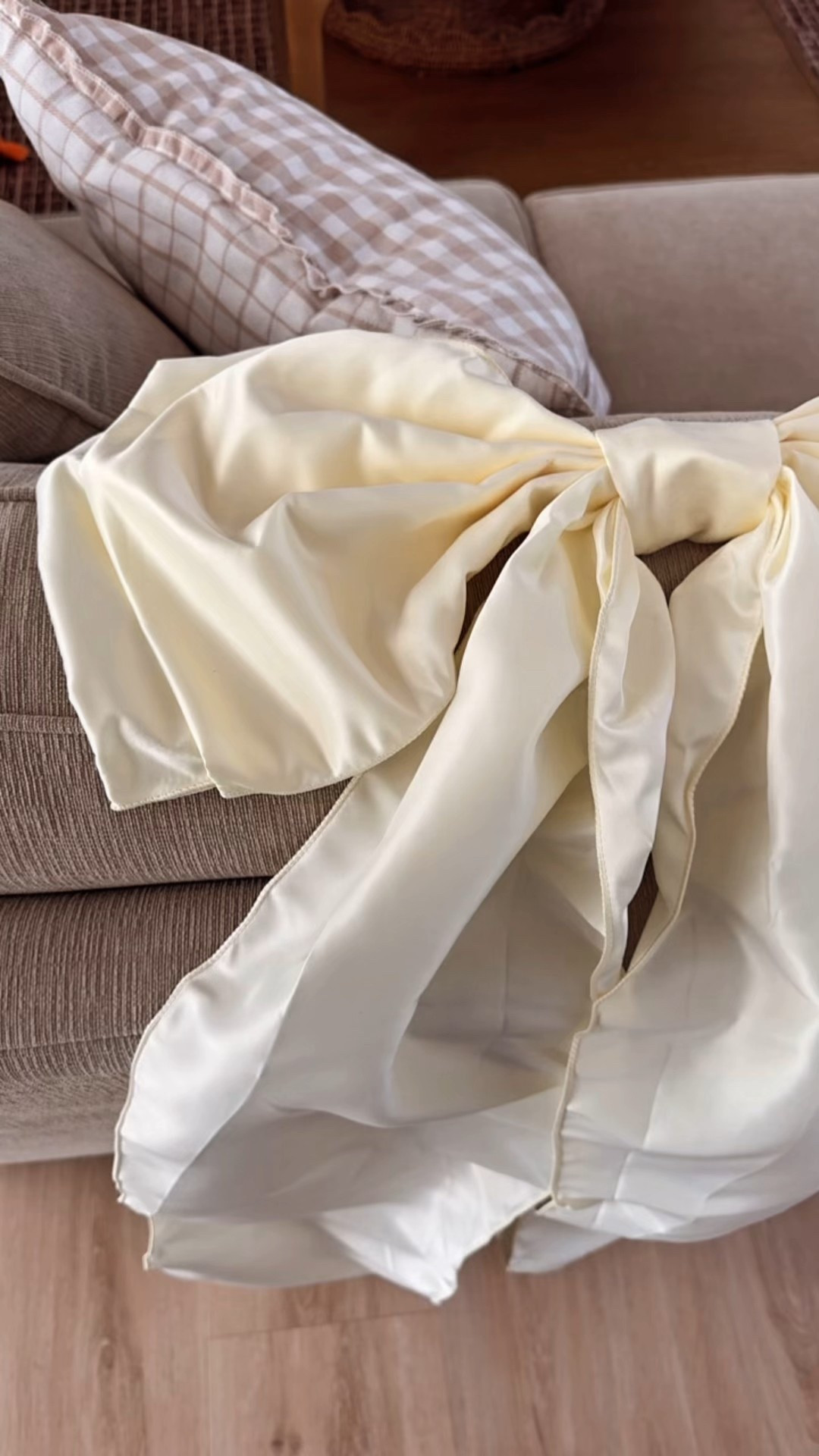 This is my Texas house tree topper bow from Walmart is incredible and under $20! Also linked up some other things that I have already ordered and received or I’m waiting on. So many great Christmas items this year!

#LTKSeasonal #LTKHome #LTKSaleAlert