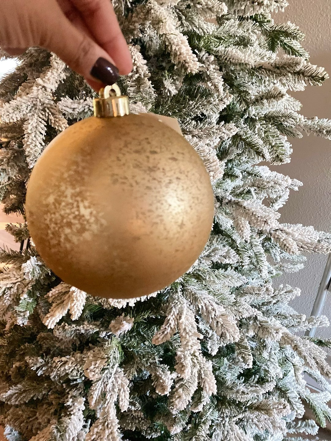 Holiday centerpiece. Ornaments. Wreath. Sale

#LTKSeasonal #LTKHoliday #LTKHolidaySale