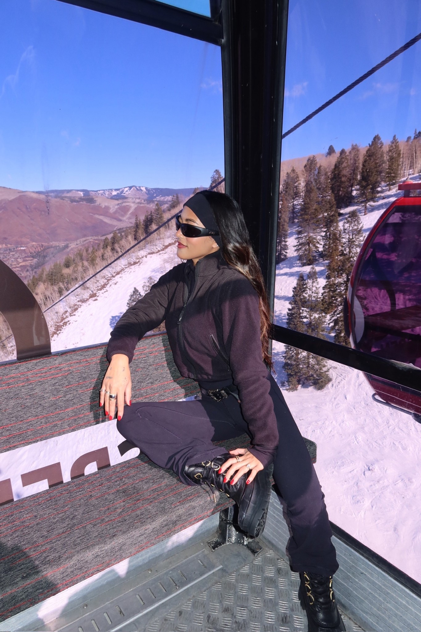 Stylish and comfy snow outfit! ❄️

#LTKOver40 #LTKgrwm #LTKPetite