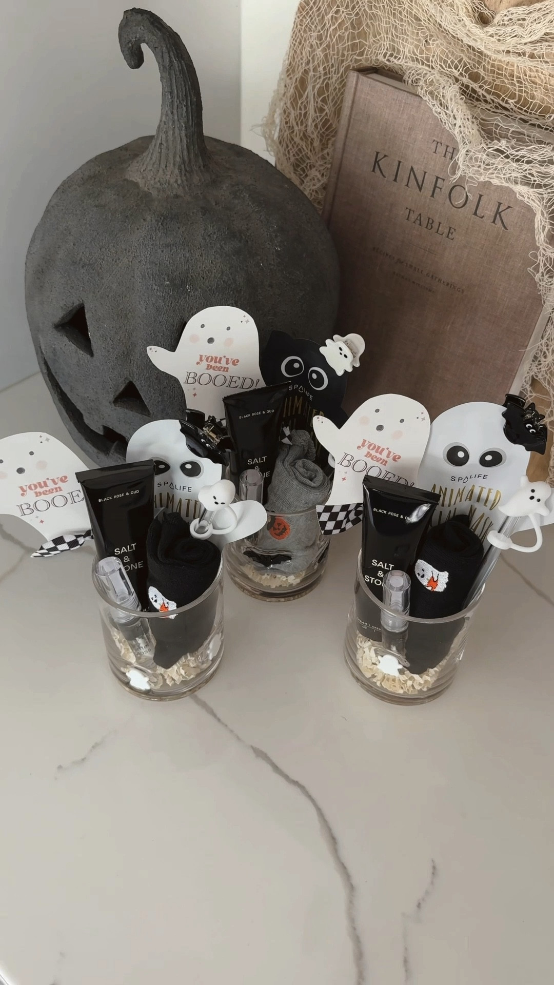 Mini boo baskets for your besties, neighbors or teachers 👻 I filled these cutie little icon cups with beauty items but you could also do treats 🤍

#boobasket #halloween #halloweengift #halloweenteachergift #halloweenbestiegift #halloweeniconglass #halloweeniconcup #halloween2025 #walmart #amazon #target #boo

#LTKSeasonal #LTKFindsUnder50 #LTKParties