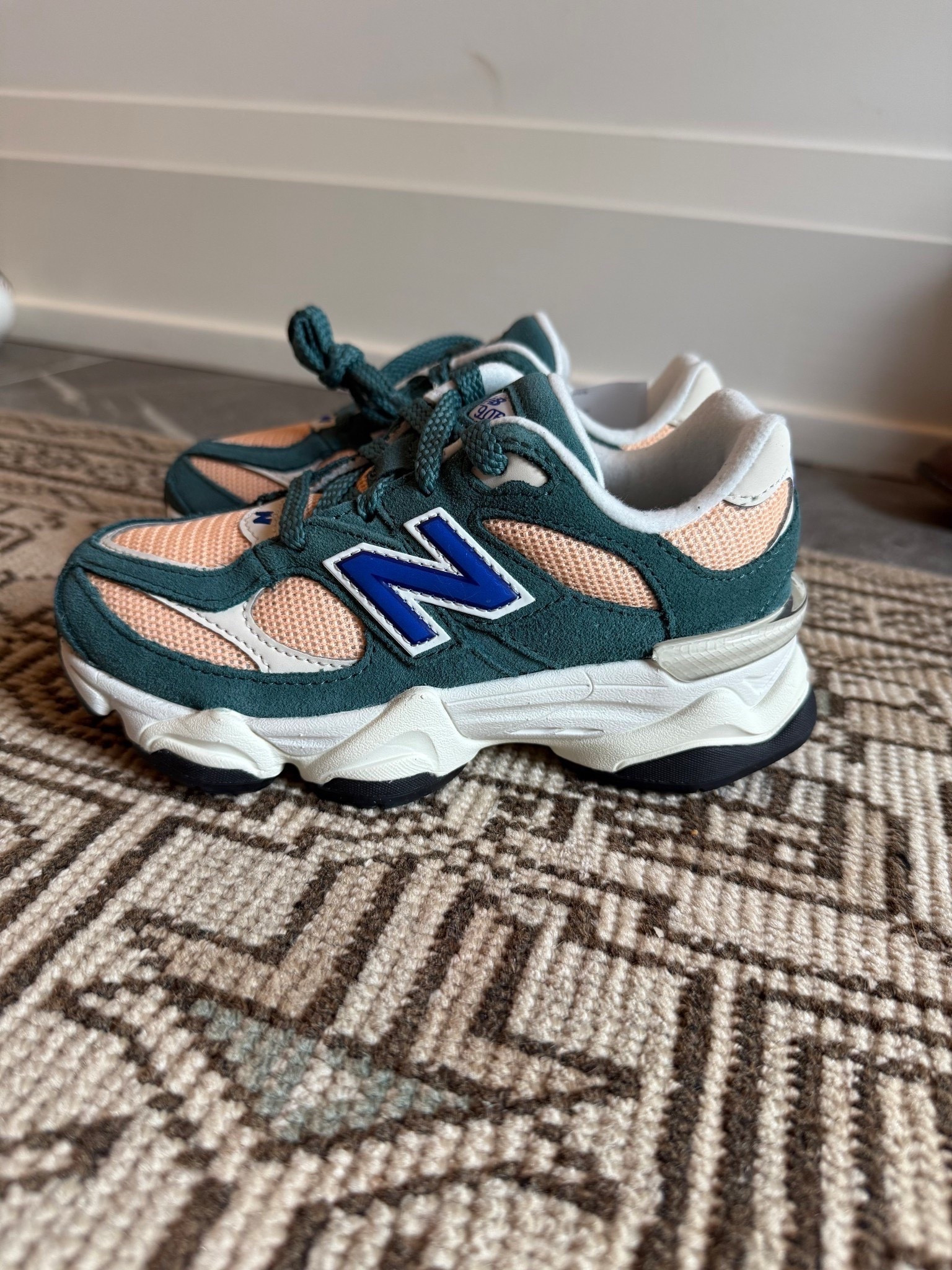 New Balance sneakers gift ideas for anyone on your list✨🎁

gift ideas, gift guide, gift guide for him, gift guide for her, new balance, sneakers, Nashville, mom of 3, Dede Raad, dress up buttercupp

#LTKHoliday #LTKGiftGuide