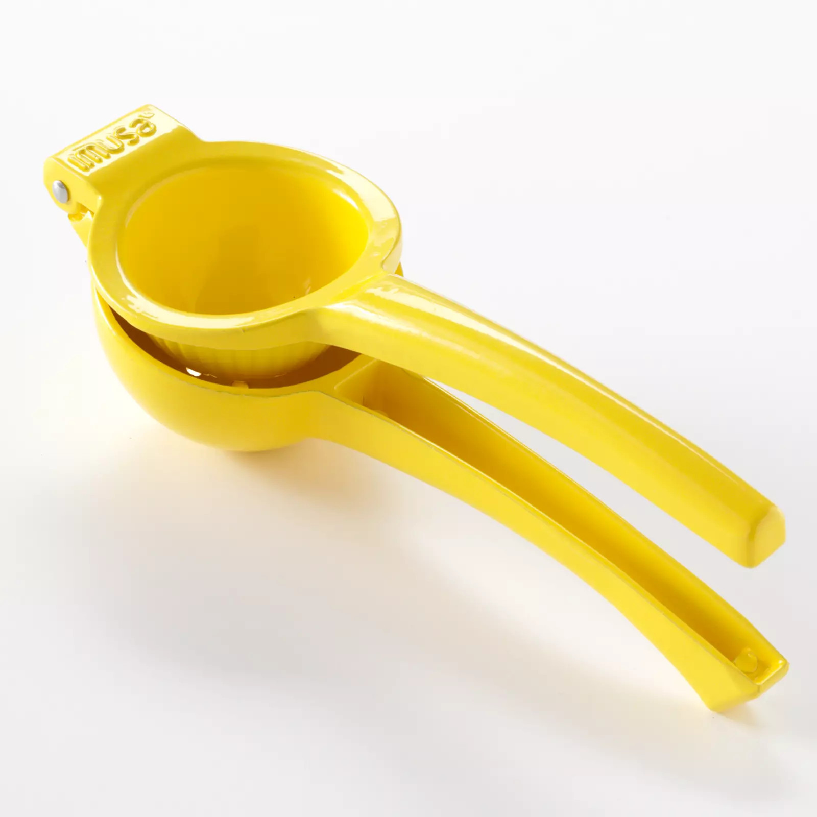 IMUSA Yellow Lemon Squeezer / IMUSA Exprimidor de Limones y Frutas Citricas, Amarillo | Kohl's