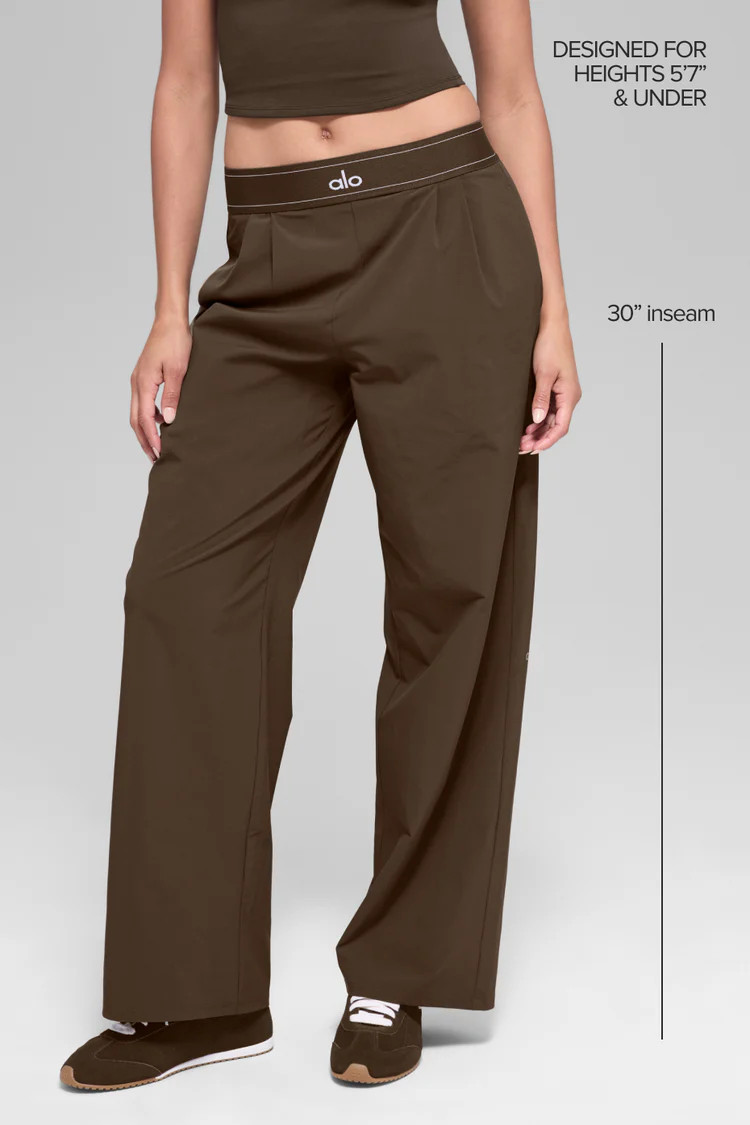 Suit Up Trouser (Regular) - Espresso | Alo Yoga (US)