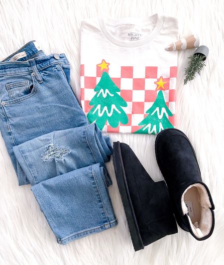 Comfy Christmas outfit. Target graphic t-shirt and jeans in sizes Xs and 2S. Old navy boots, they fit tts. 




Christmas graphic tee/ Christmas graphic t-shirt/ mini Uggs boots/ Uggs slippers/ Christmas/ jeans/ boots/ holiday checker graphic t-shirt/ 

#LTKSeasonal #LTKshoecrush #LTKGiftGuide #LTKHoliday