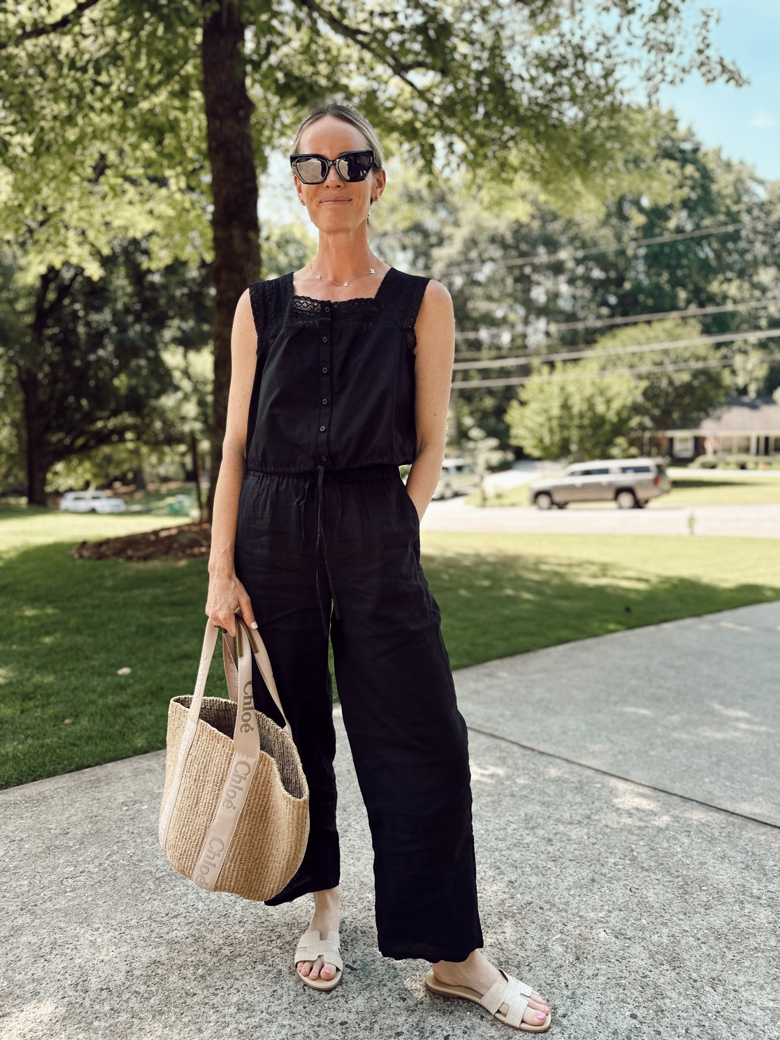 Linen pants + poplin boxy top = ootd 

Size smalls. 

#LTKStyleTip #LTKFindsUnder100