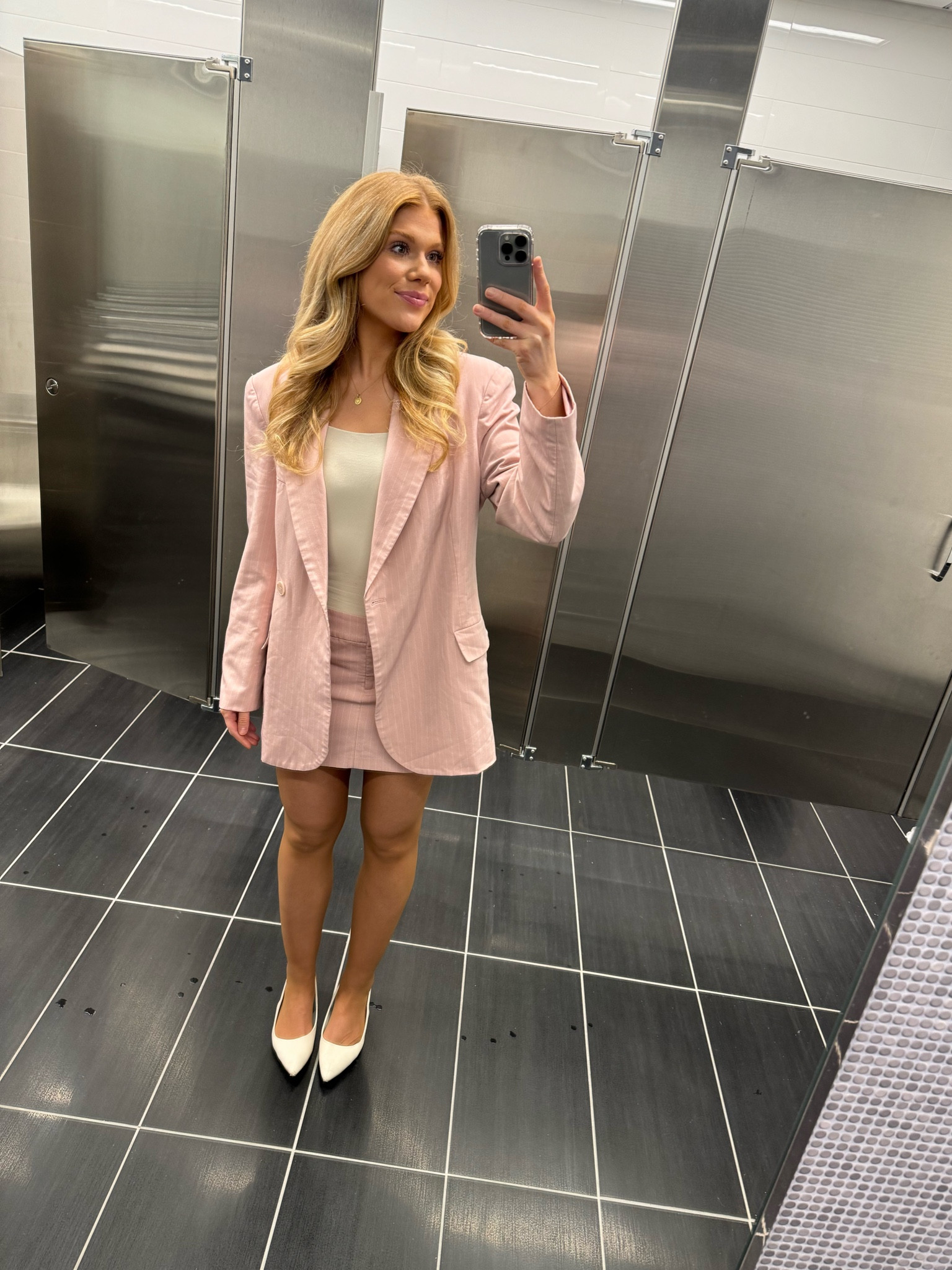 Spring pink matching blazer and skirt! 💗

#LTKstyletip #LTKworkwear #LTKSeasonal
