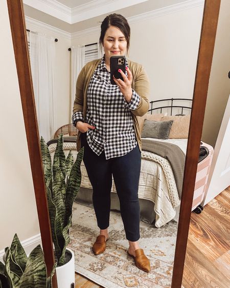 What a rainy day!  It could only be better if I could curl up with a book and a blanket. 📚 🥰

#LTKfit #LTKunder100 #LTKworkwear