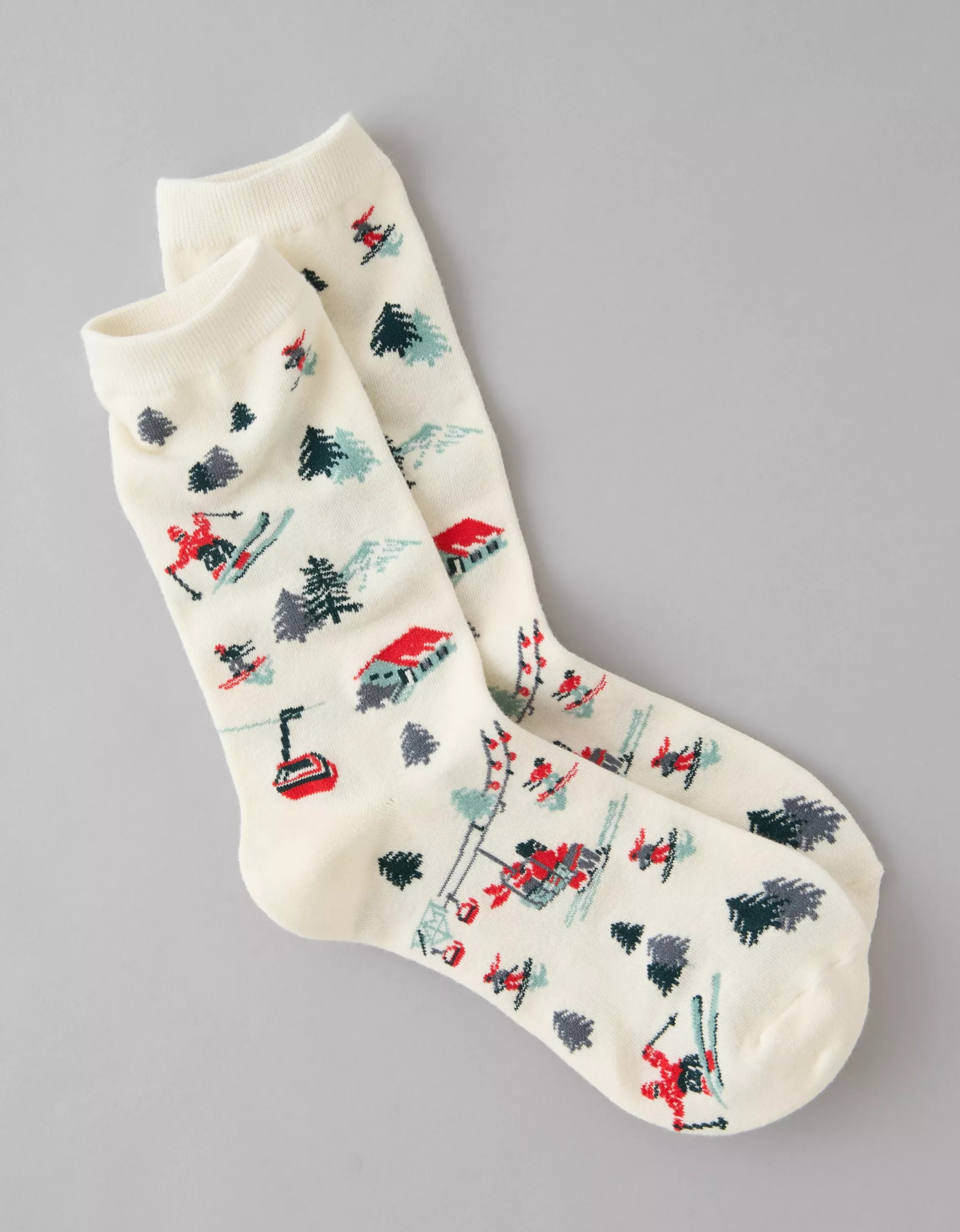 Treat your feet after a long day hitting the slopes. | American Eagle Outfitters (US & CA)