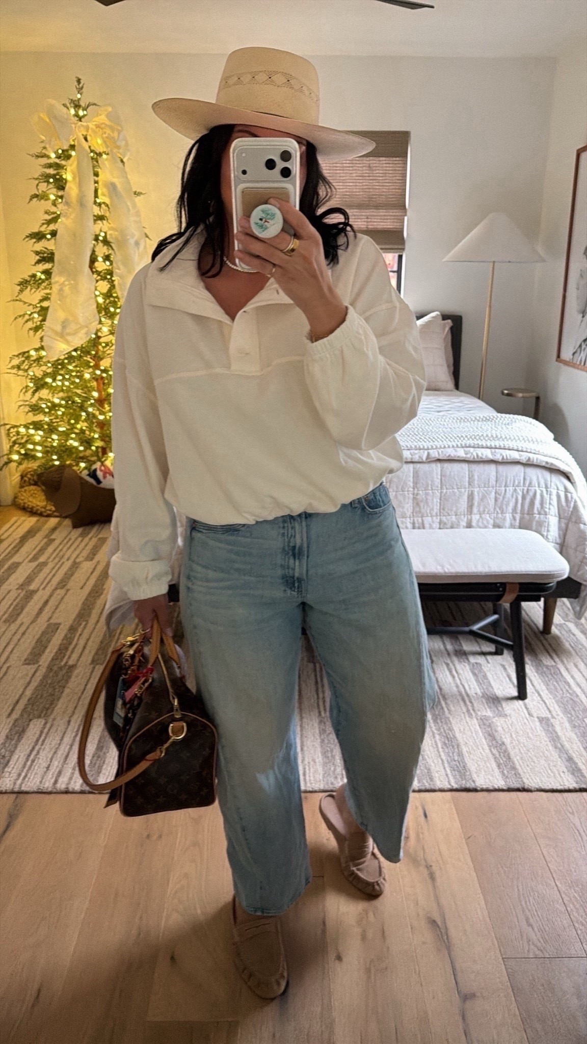 Top size large, with pants size 30 (I’m a size 10), shoes fit tts but size down if you are between sizes (I’m a size 9.5/10 and did a 9.5) 


#LTKootd #LTKOver40 #LTKMidsize