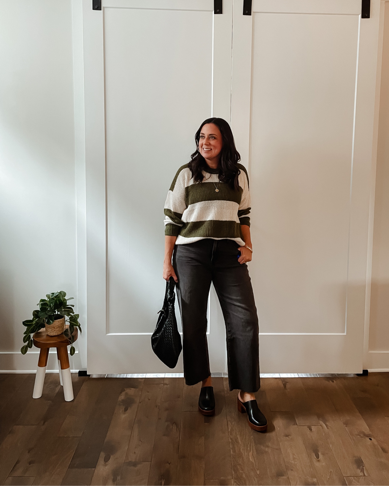 Vintage wide leg crop. In sale. Surprisingly very comfy.

#LTKstyletip #LTKsalealert #LTKSeasonal