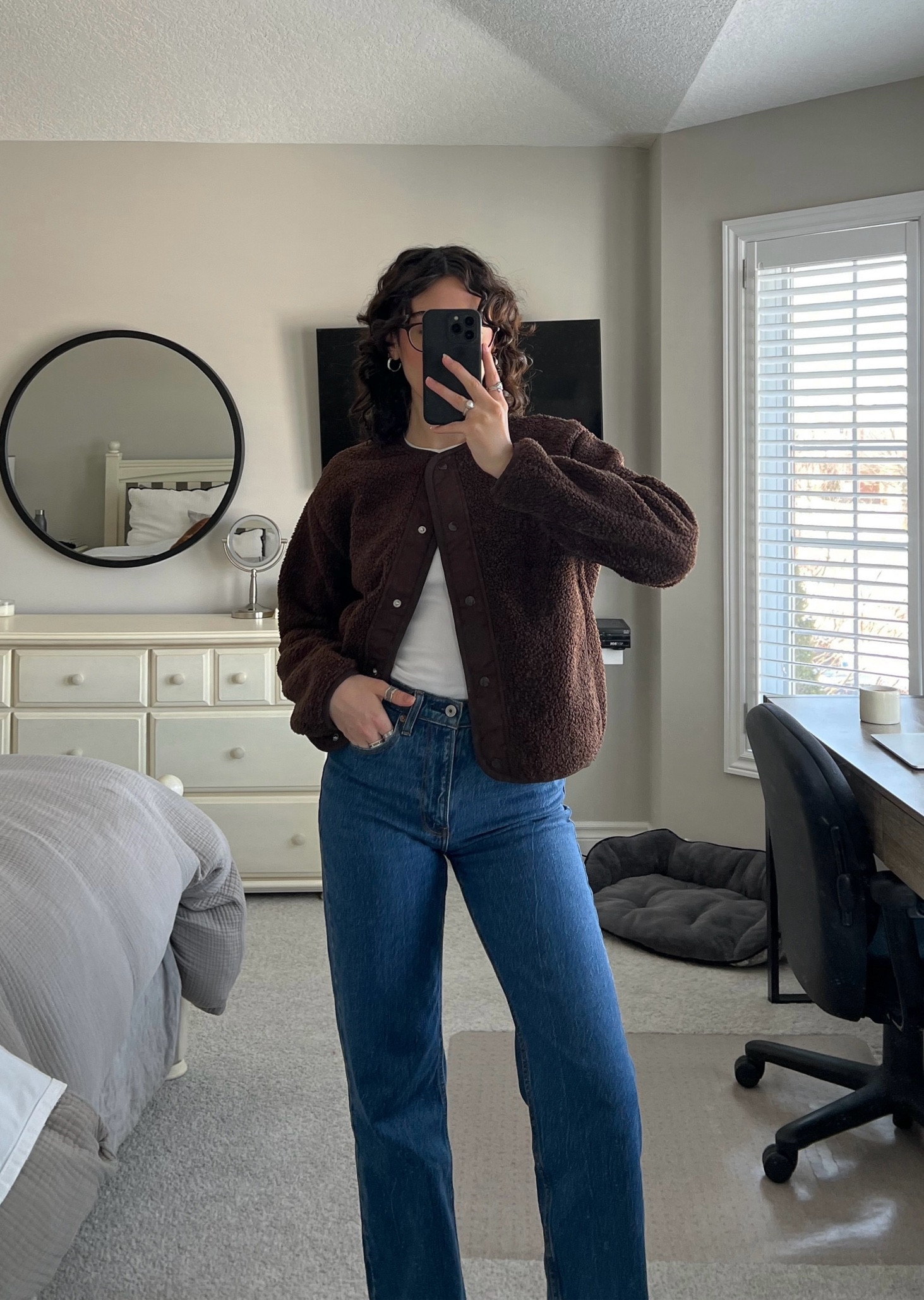 Jacket - Aritzia Sherpa Liner Jacket in a size XS

Top - Aritzia BESTHUG Ribbed Tee in a size XS

Jeans - Abercrombie & Fitch High Rise 90s Relaxed Jeans in the colour Dark, size 25 long

#LTKcanada #LTKstyletip #LTKsale
